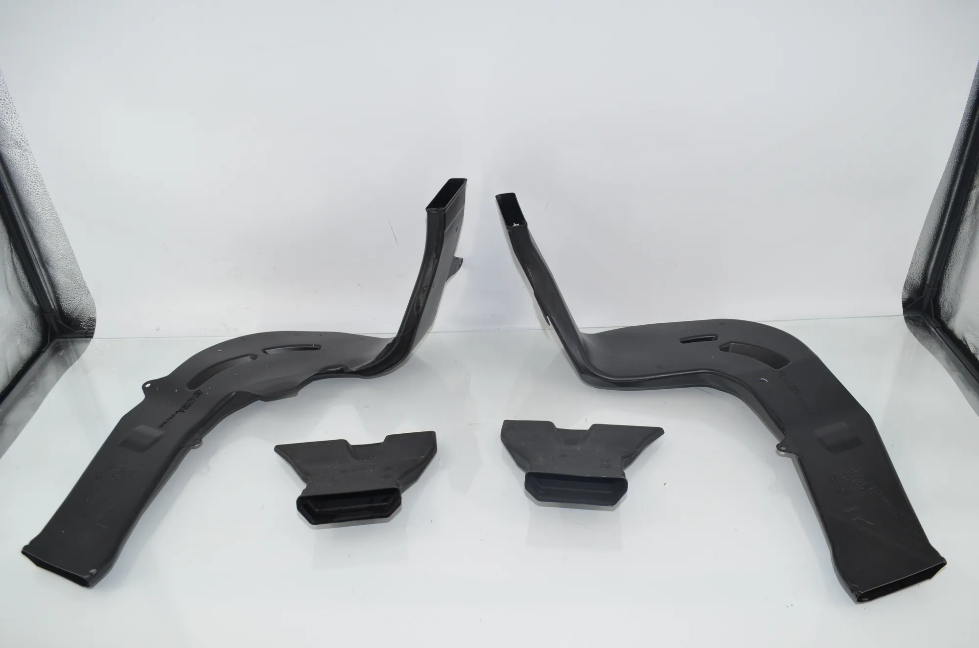Interior Air Duct Channel – OEM 7375761 · BMW 5 Touring (G31) (2017 - -) 520 d 2019 – 2