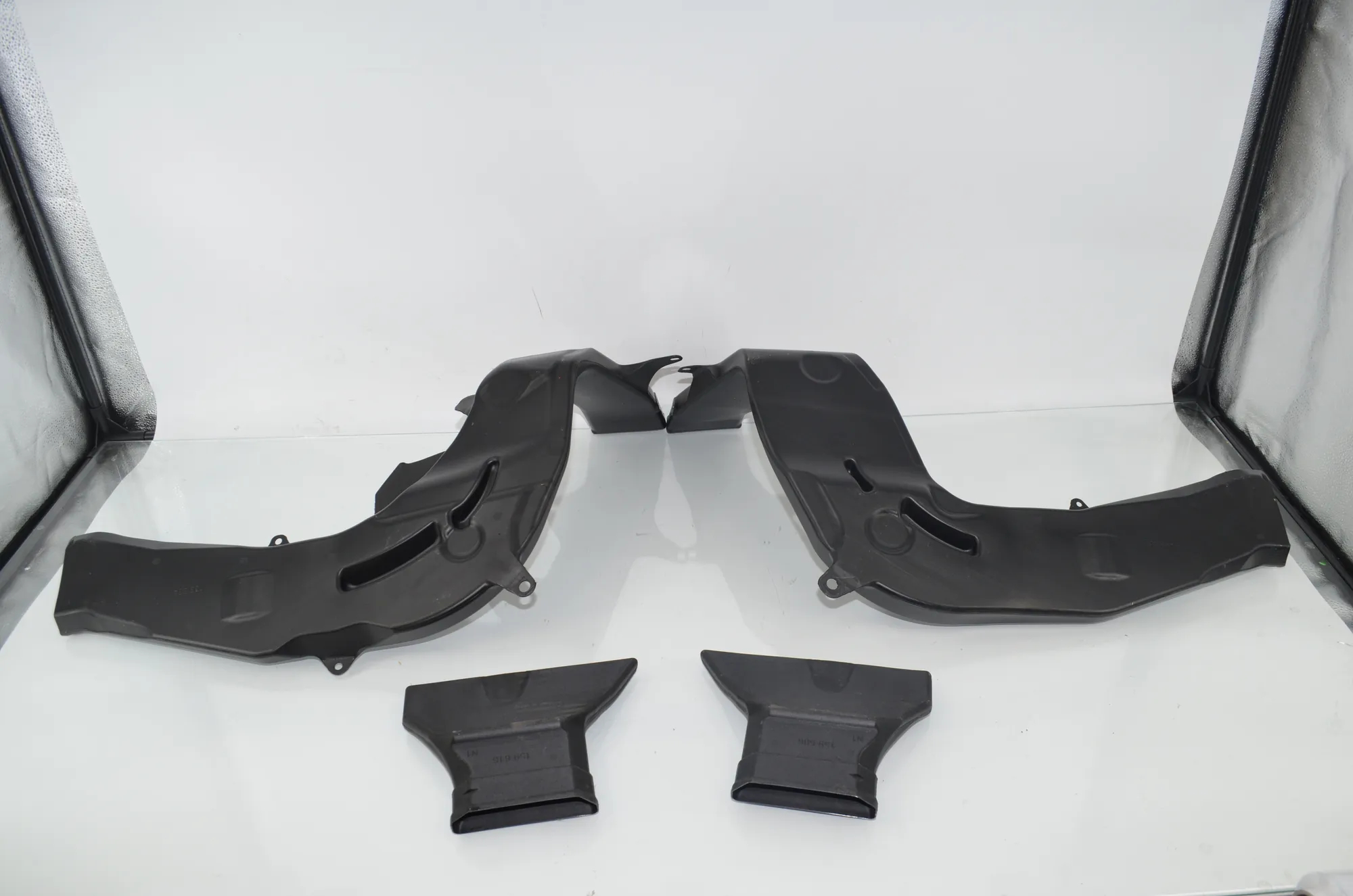 Interior Air Duct Channel – OEM 7375761 · BMW 5 Touring (G31) (2017 - -) 520 d 2019 – 3