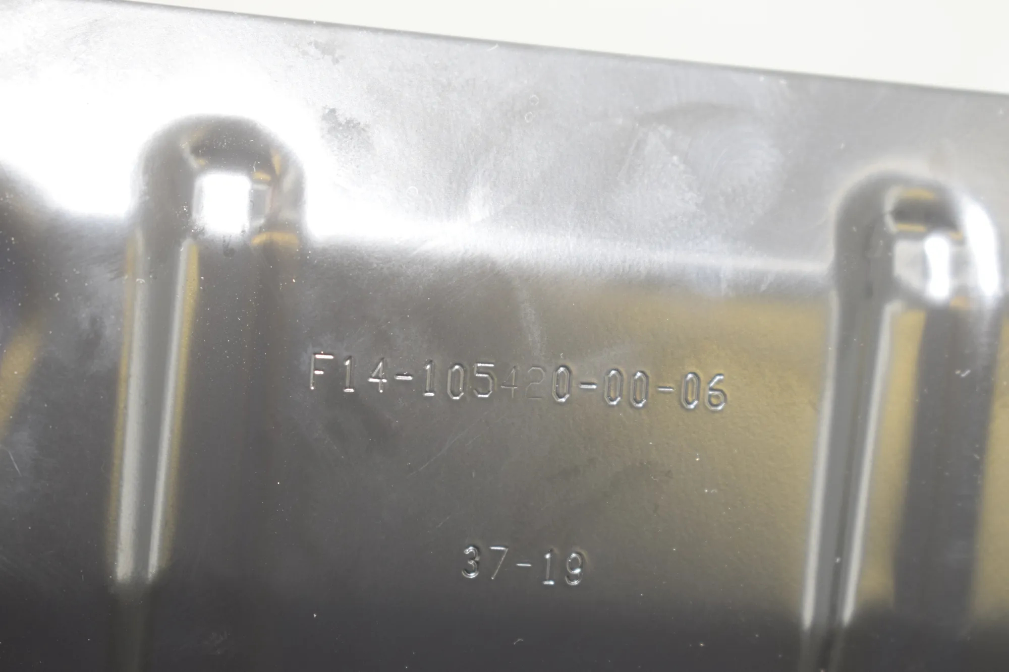 Bracket – OEM 1054200006 · BMW 5 Touring (G31) (2017 - -) 520 d 2019 – 4