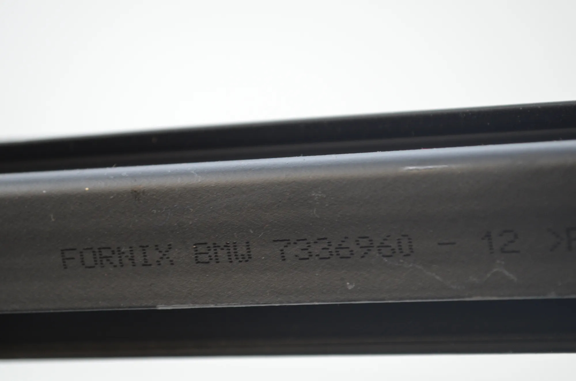 Front Left Door Window Strip – OEM 7336959 · BMW 5 Touring (G31) (2017 - -) 520 d 2019 – 7