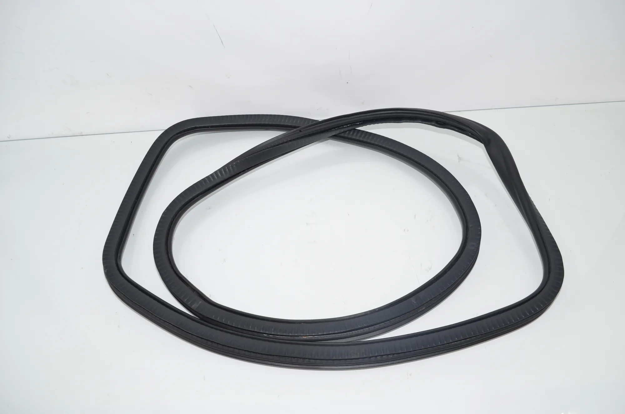 Rear Right Door Seal Rubber – OEM 7468733 · BMW 5 Touring (G31) (2017 - -) 520 d 2019 – 3