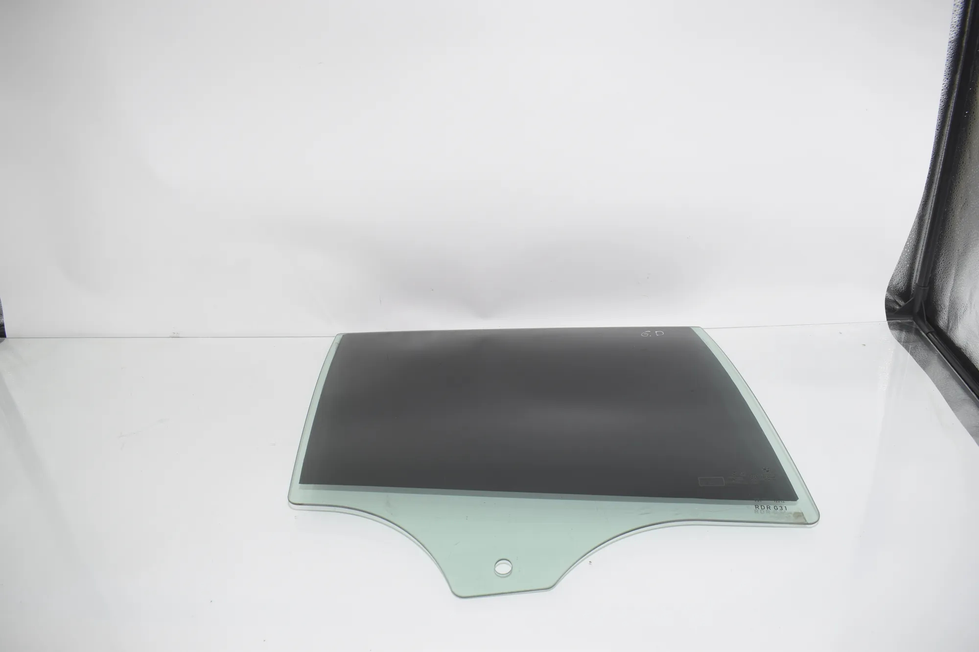 Rear Right Door Window – OEM 7339460 · BMW 5 Touring (G31) (2017 - -) 520 d 2019