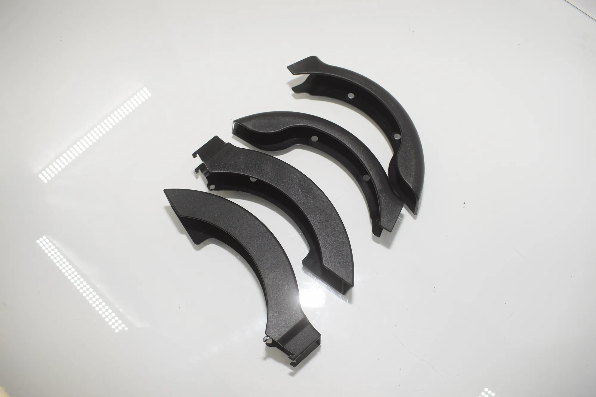 Hinge Trim – OEM 7004909 · BMW 5 Touring (G31) (2017 - -) 520 d 2019 – 3