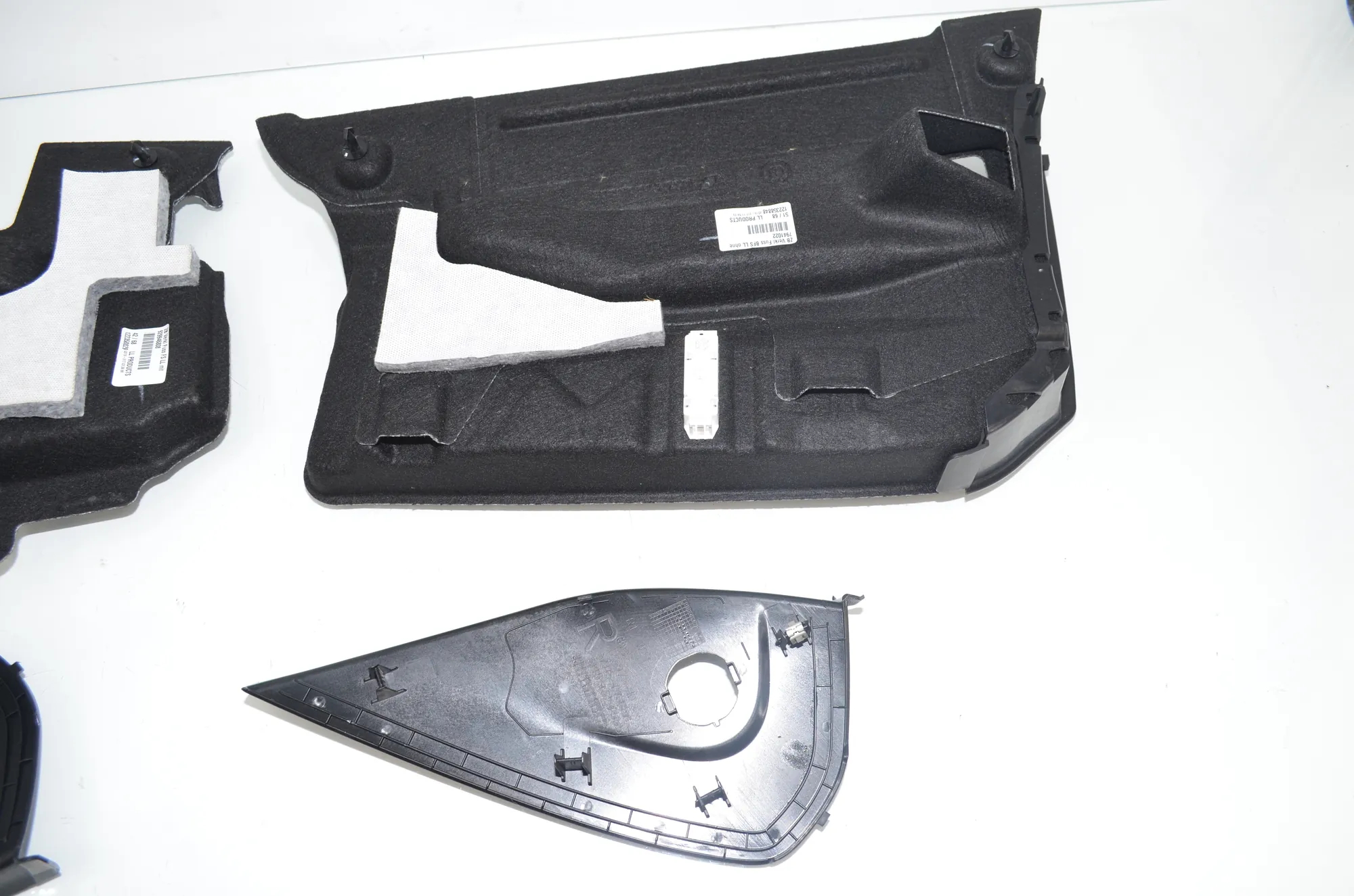 Dashboard Lower Trim – OEM 9299468 · BMW 5 Touring (G31) (2017 - -) 520 d 2019 – 5