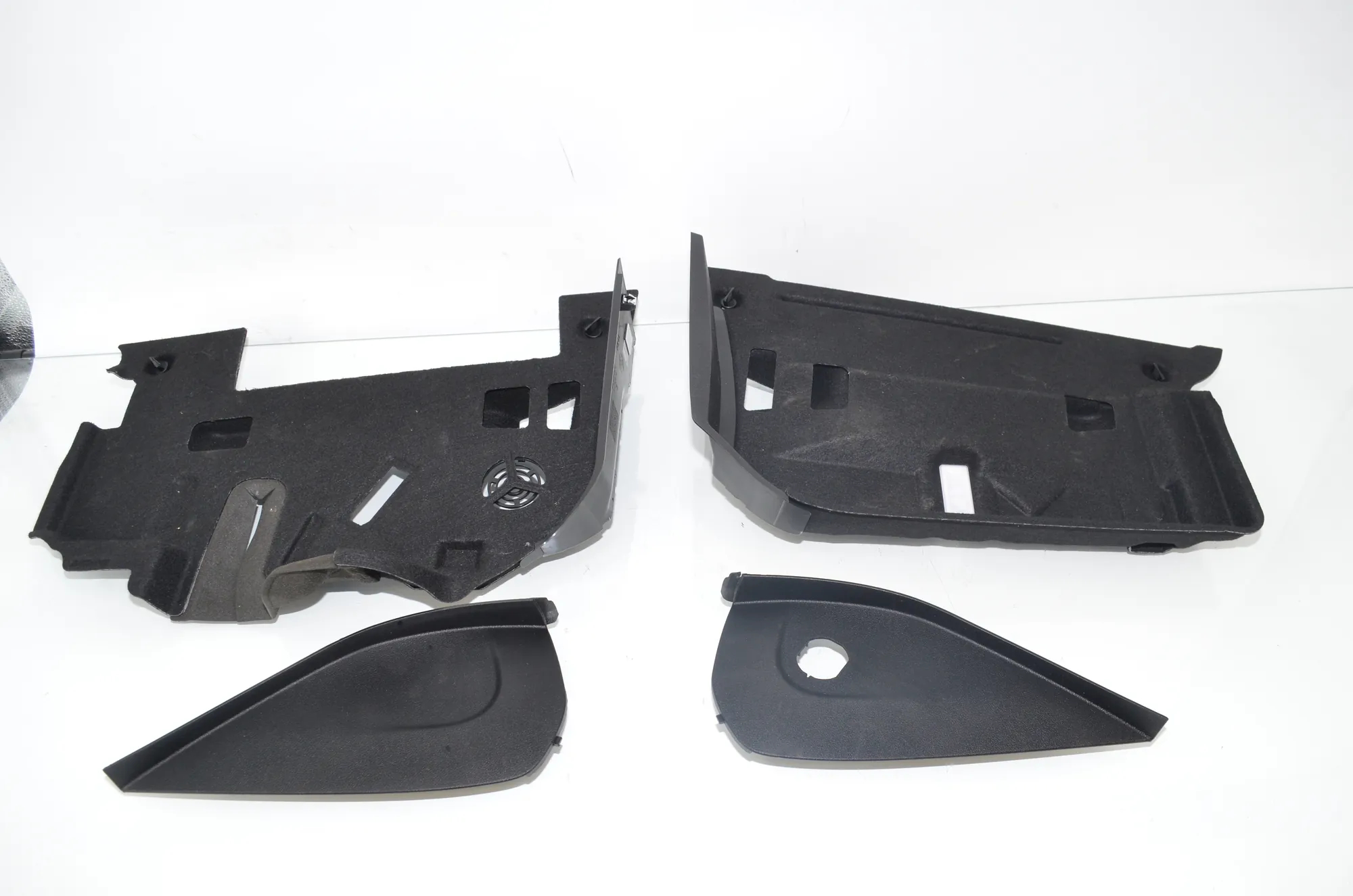 Dashboard Lower Trim – OEM 9299468 · BMW 5 Touring (G31) (2017 - -) 520 d 2019