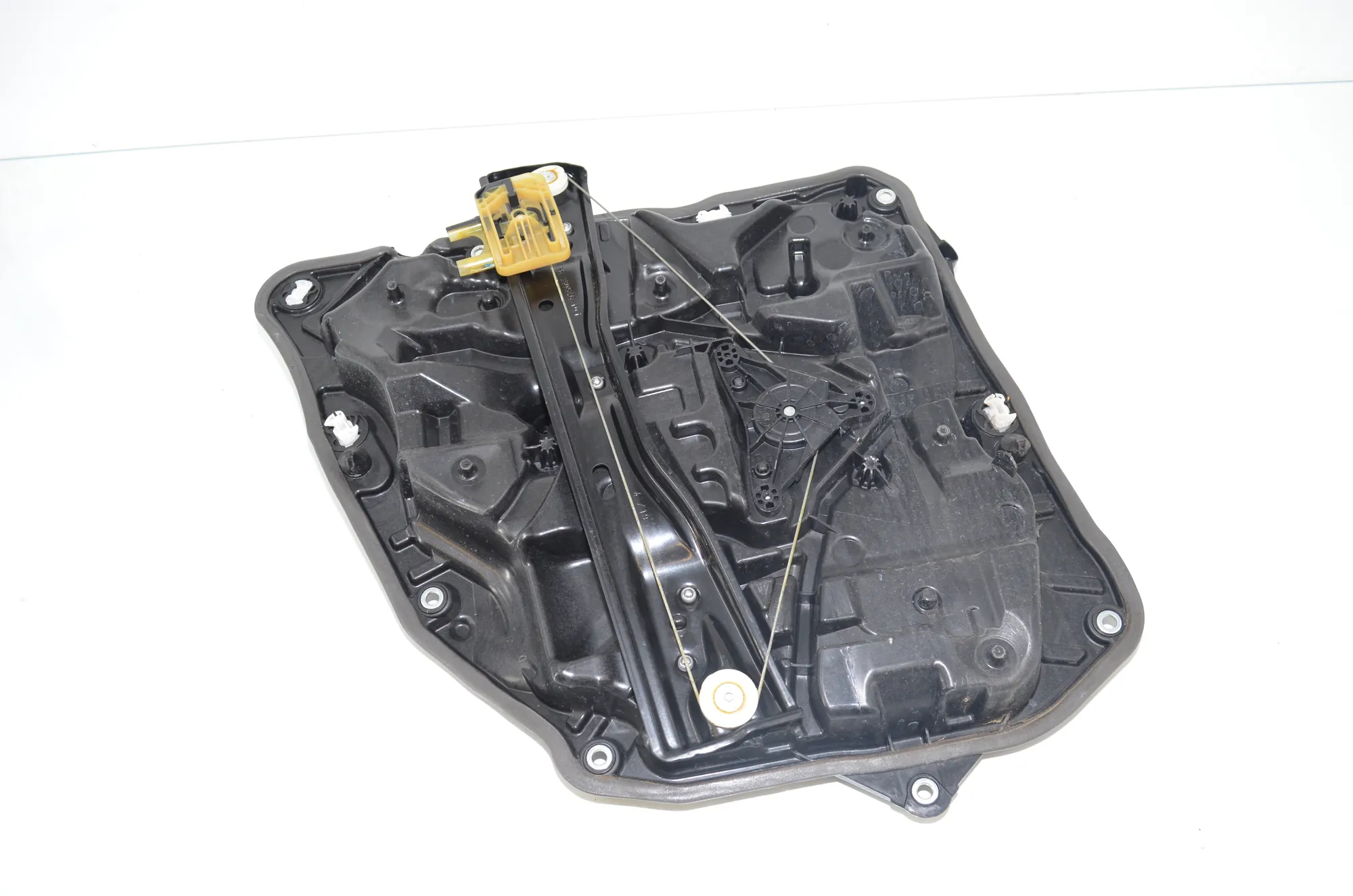 Rear Right Door Window Regulator – OEM 7365168 · BMW 5 Touring (G31) (2017 - -) 520 d 2019 – 3