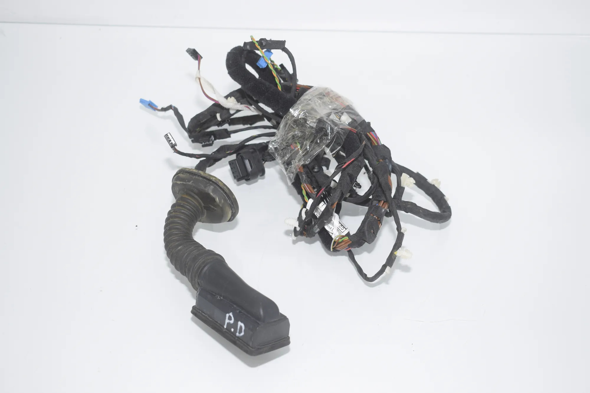 Front Right Door Wiring – OEM 5A085E4 · BMW 5 Touring (G31) (2017 - -) 520 d 2019 – 2