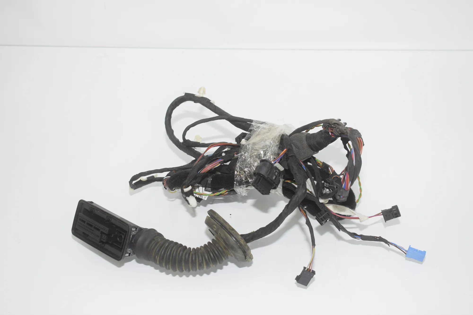 Front Right Door Wiring – OEM 5A085E4 · BMW 5 Touring (G31) (2017 - -) 520 d 2019 – 3
