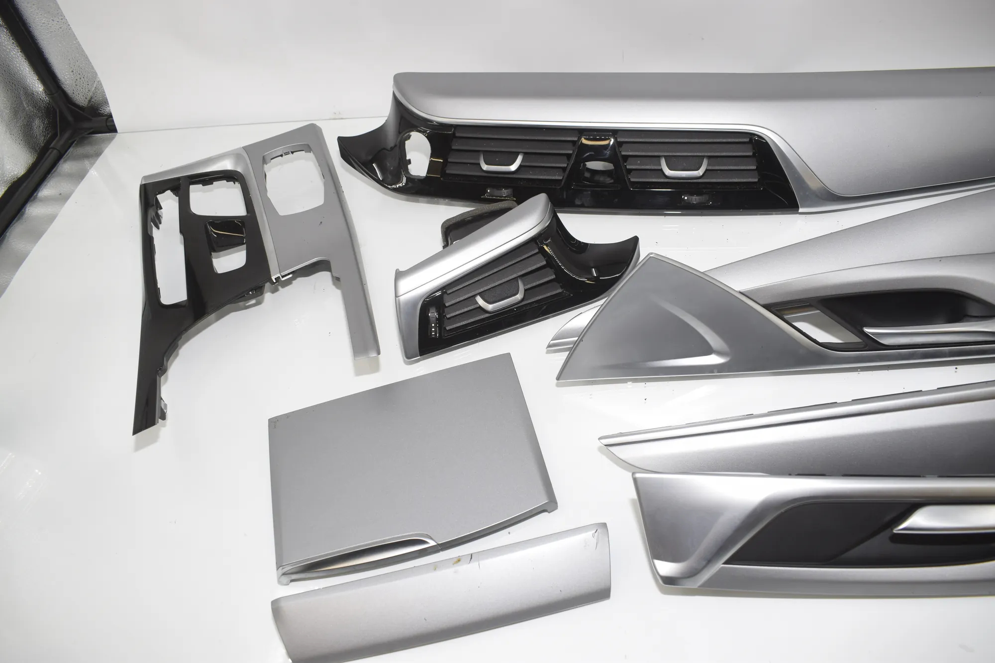 Interior Trim Strips Kit – OEM 9370807 · BMW 5 Touring (G31) (2017 - -) 520 d 2019 – 5