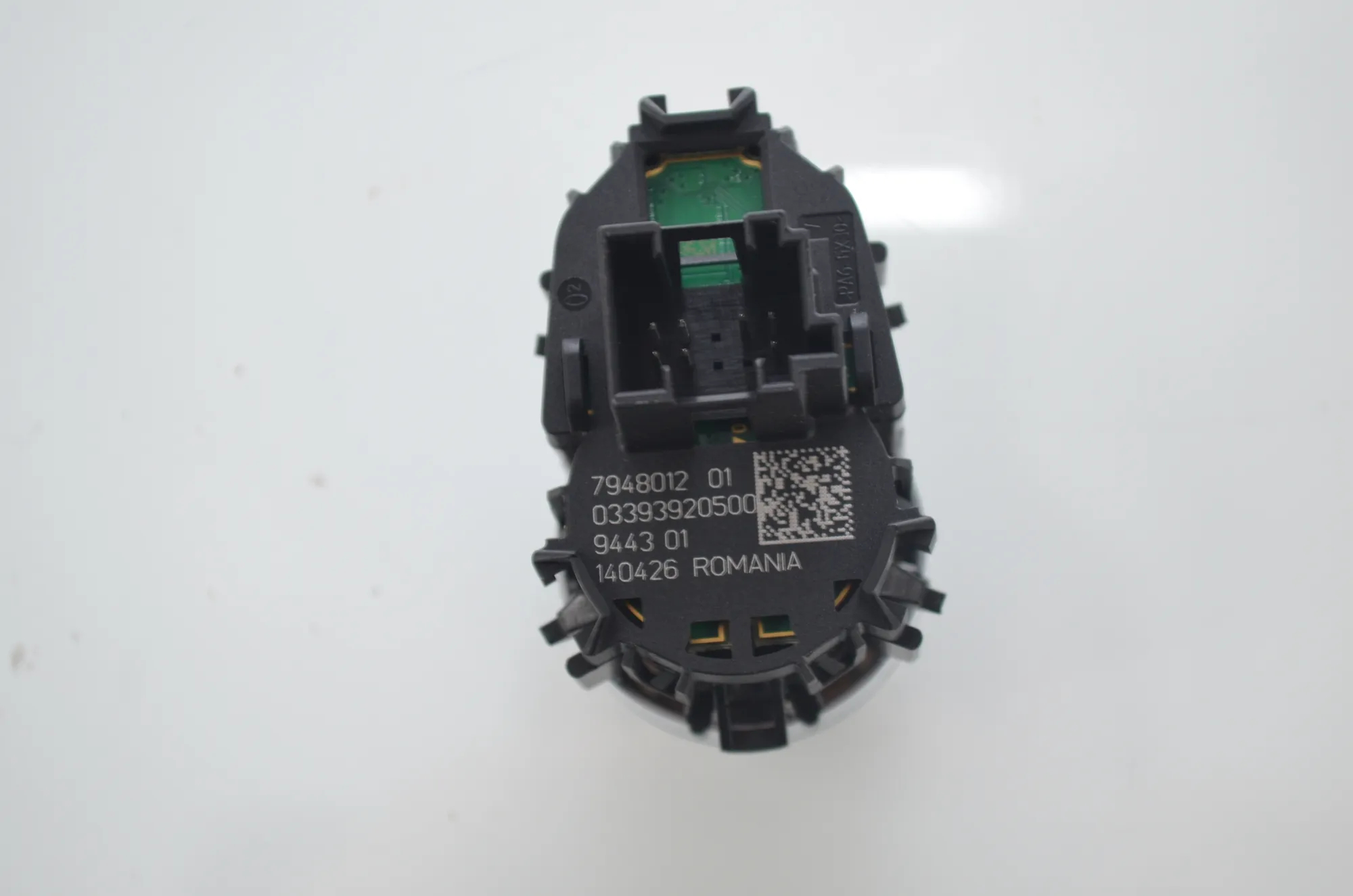 Ignition Start Button – OEM 7948012 · BMW 5 Touring (G31) (2017 - -) 520 d 2019 – 4