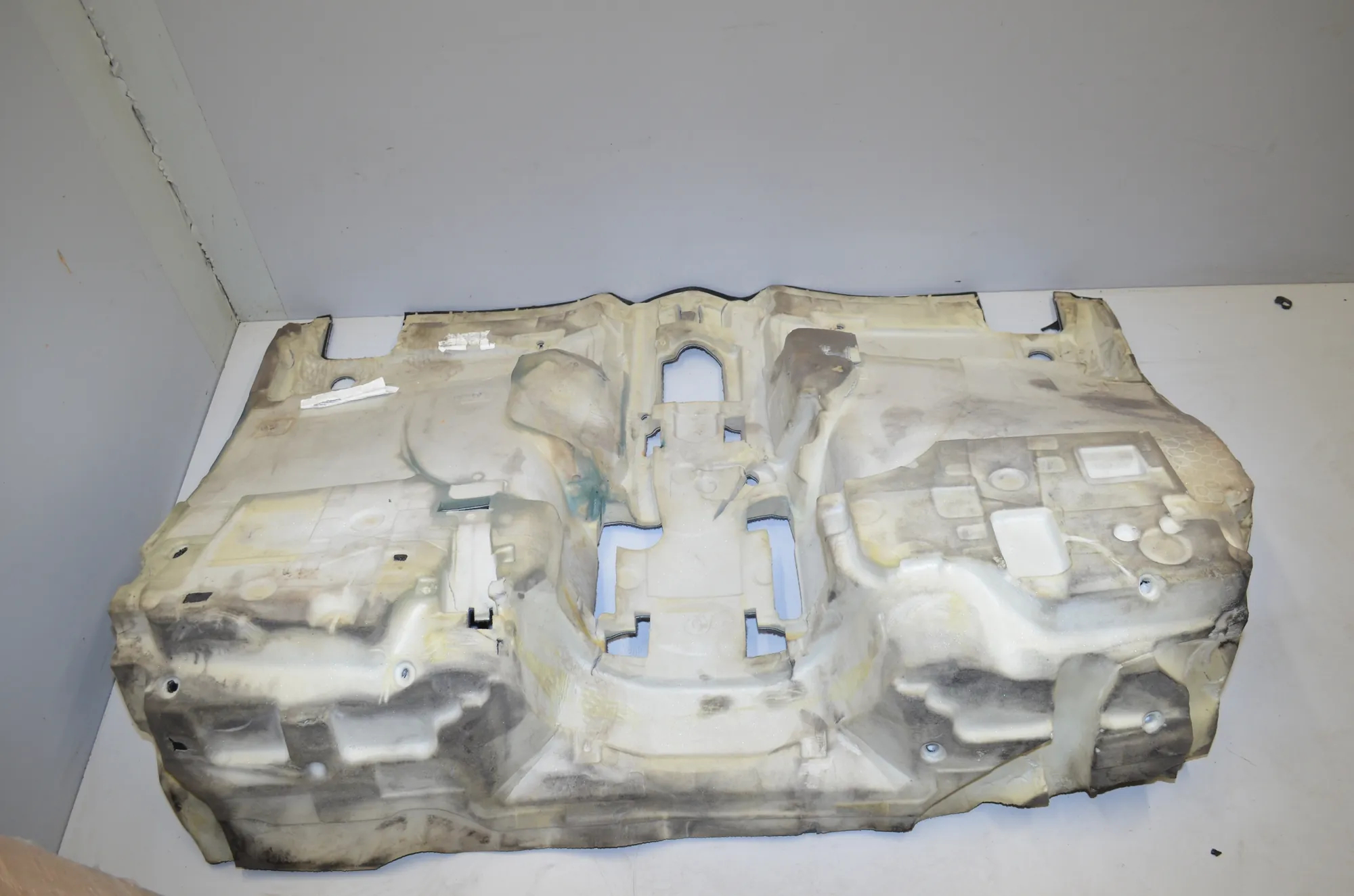 Interior Mat – OEM 8089726 · BMW X6 (F16, F86) M 2017 – 3