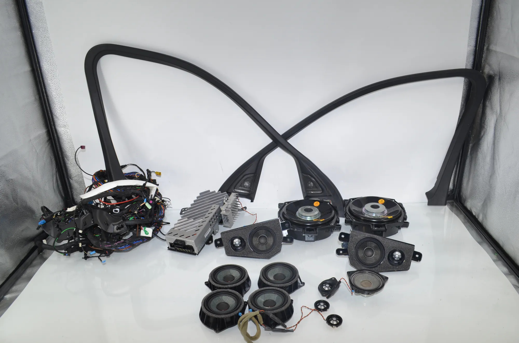 Sound Audio System Set – OEM 9247484 · BMW X6 (F16, F86) M 2017