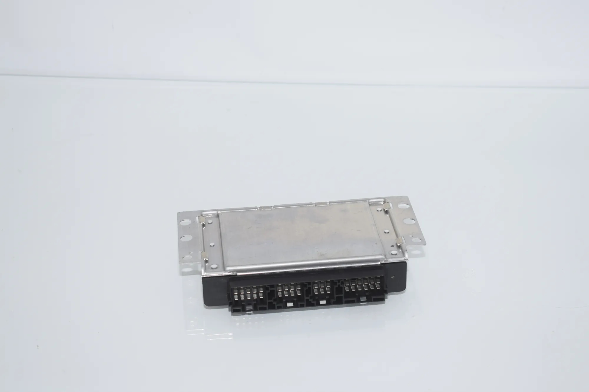 Other Control Units – OEM 8627301 · BMW X6 (F16, F86) M 2017 – 3