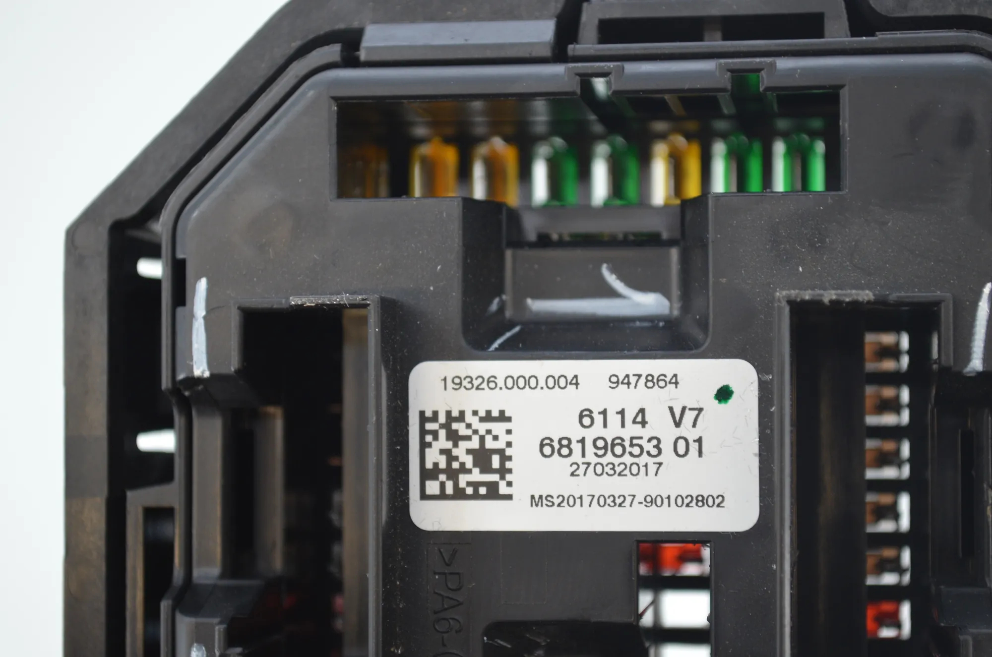 Fuse Box Module – OEM 6819653 · BMW X6 (F16, F86) M 2017 – 5