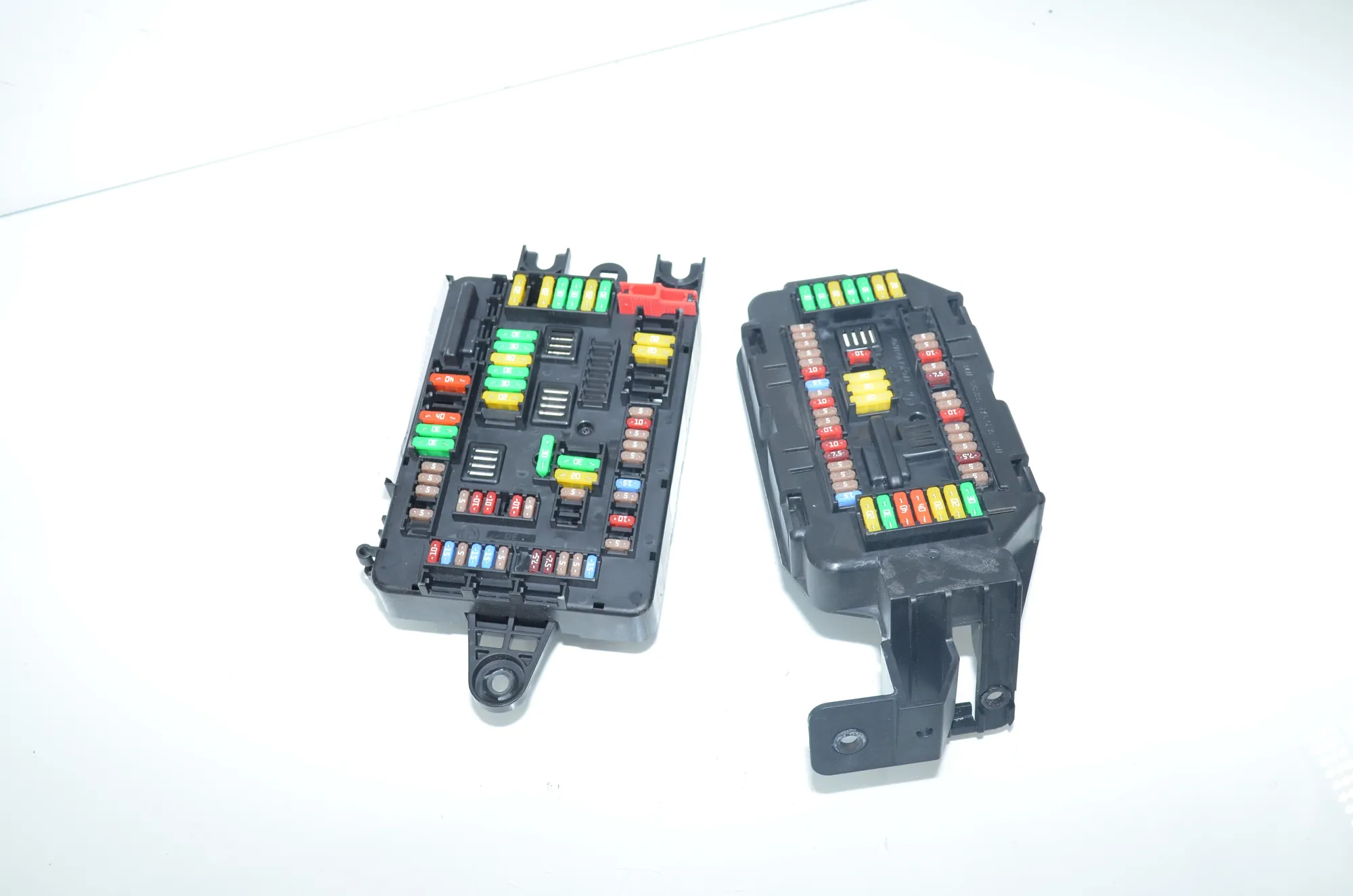 Fuse Box Module – OEM 6819653 · BMW X6 (F16, F86) M 2017 – 2
