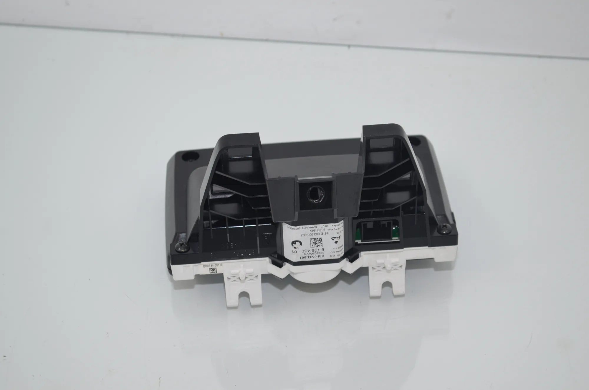 Instrument Cluster Speedometer – OEM 8729430 · BMW i3 (I01) s Electric 2020 – 4
