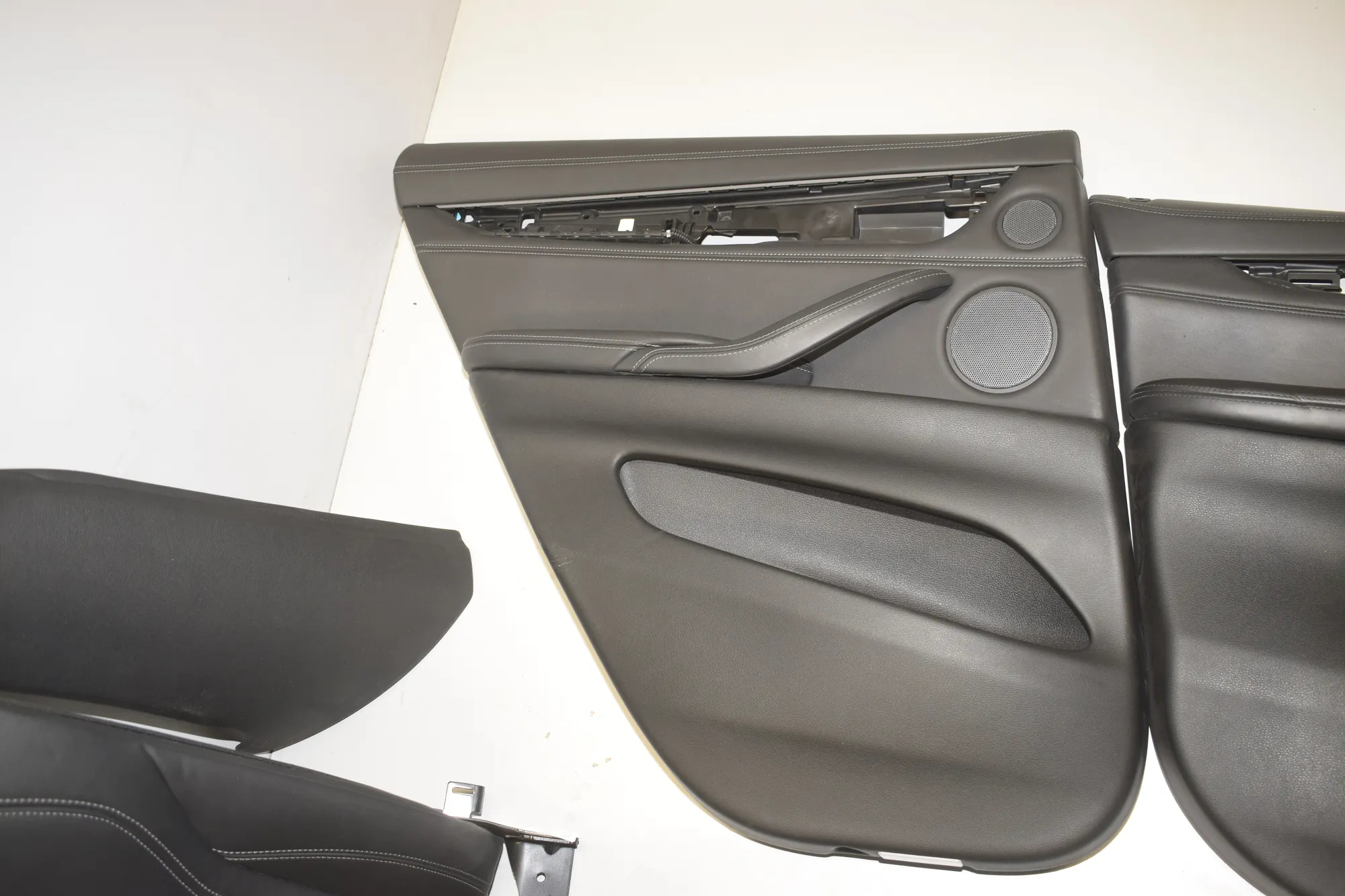 Seat set – OEM 0000 · BMW X6 (F16, F86) M 2017 – 14