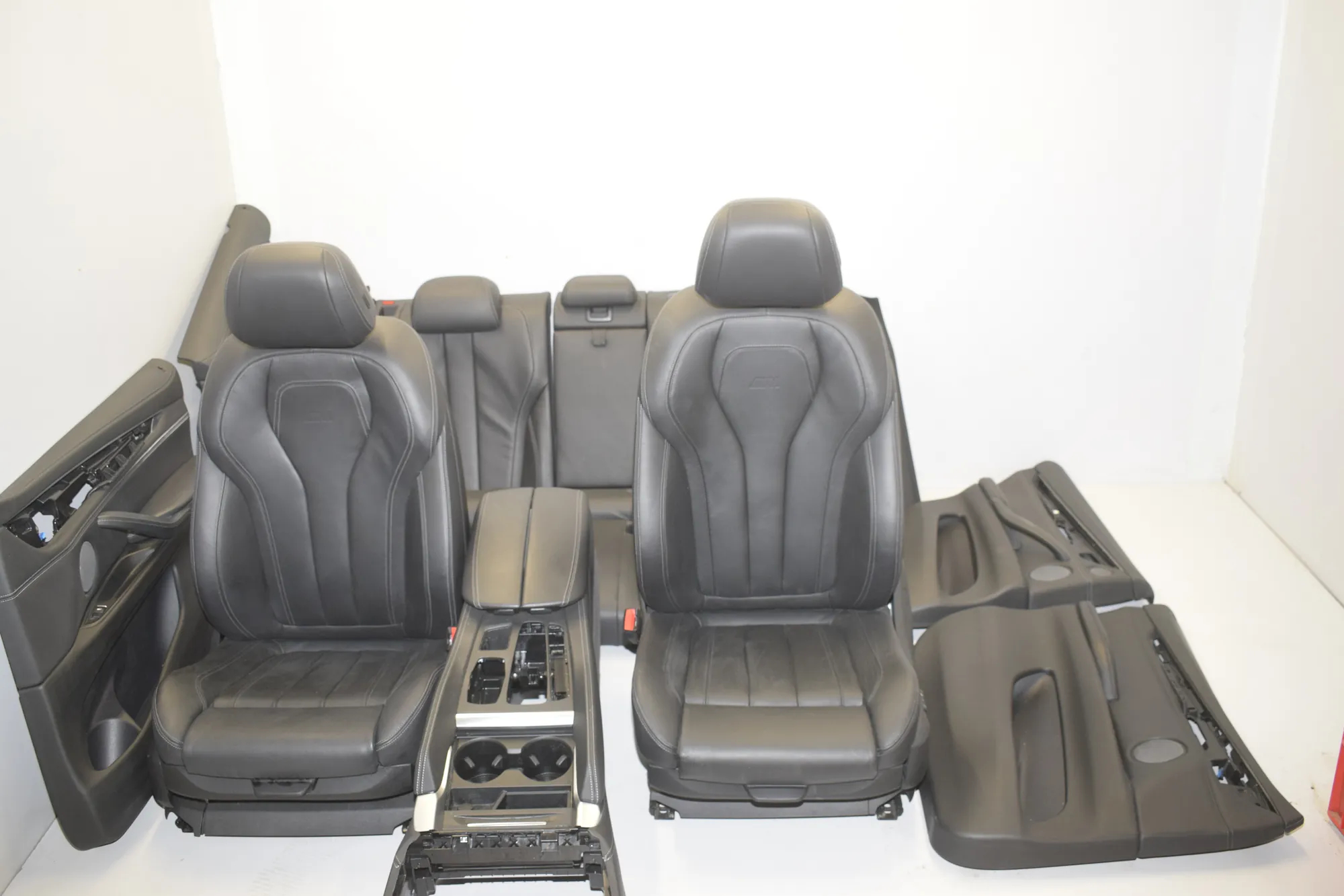 Seat set – OEM 0000 · BMW X6 (F16, F86) M 2017 – 3