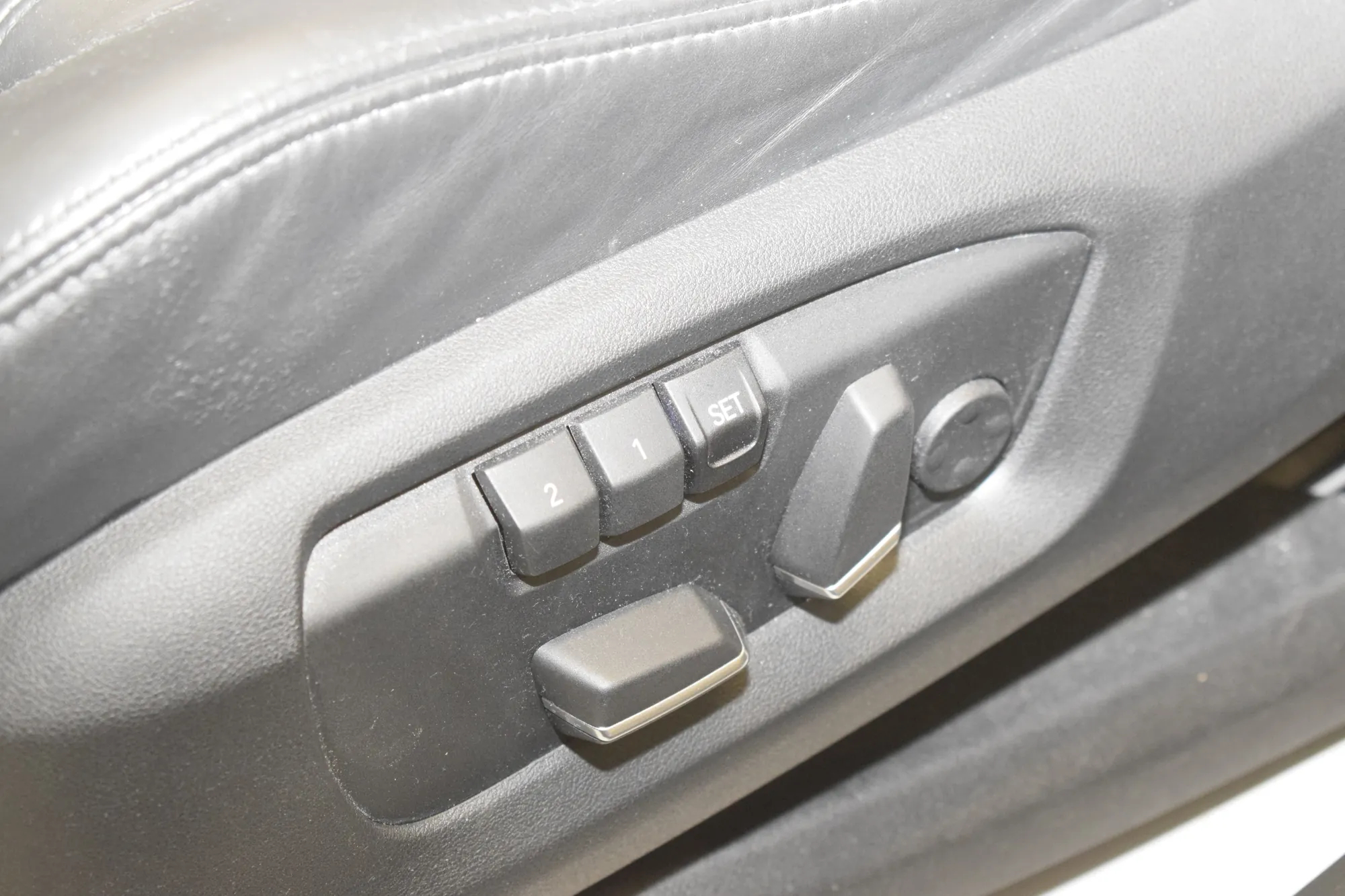 Seat set – OEM 0000 · BMW X6 (F16, F86) M 2017 – 22