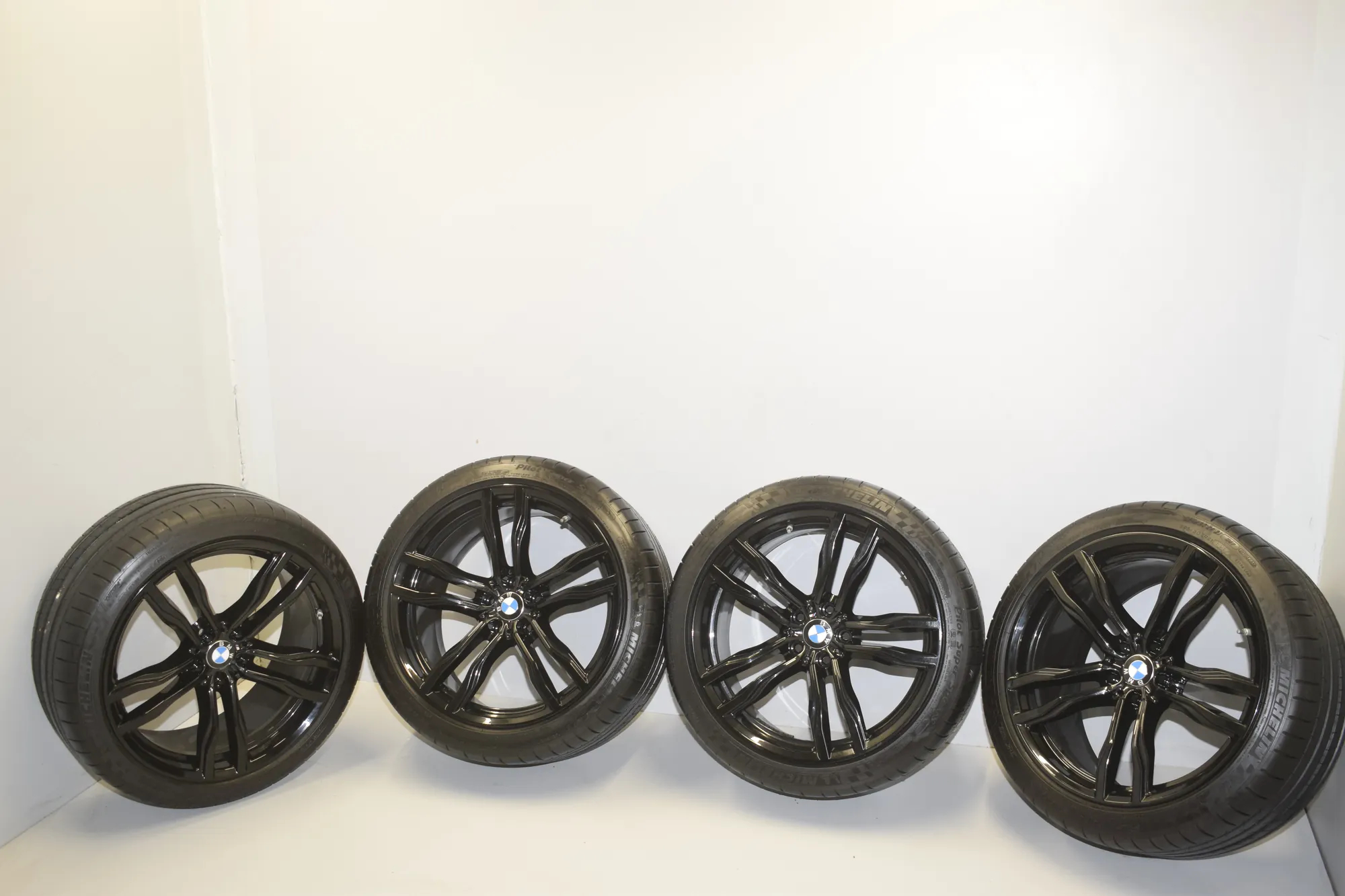 Alloy Wheel Set – OEM 8073981 · BMW X6 (F16, F86) M 2017 – 3