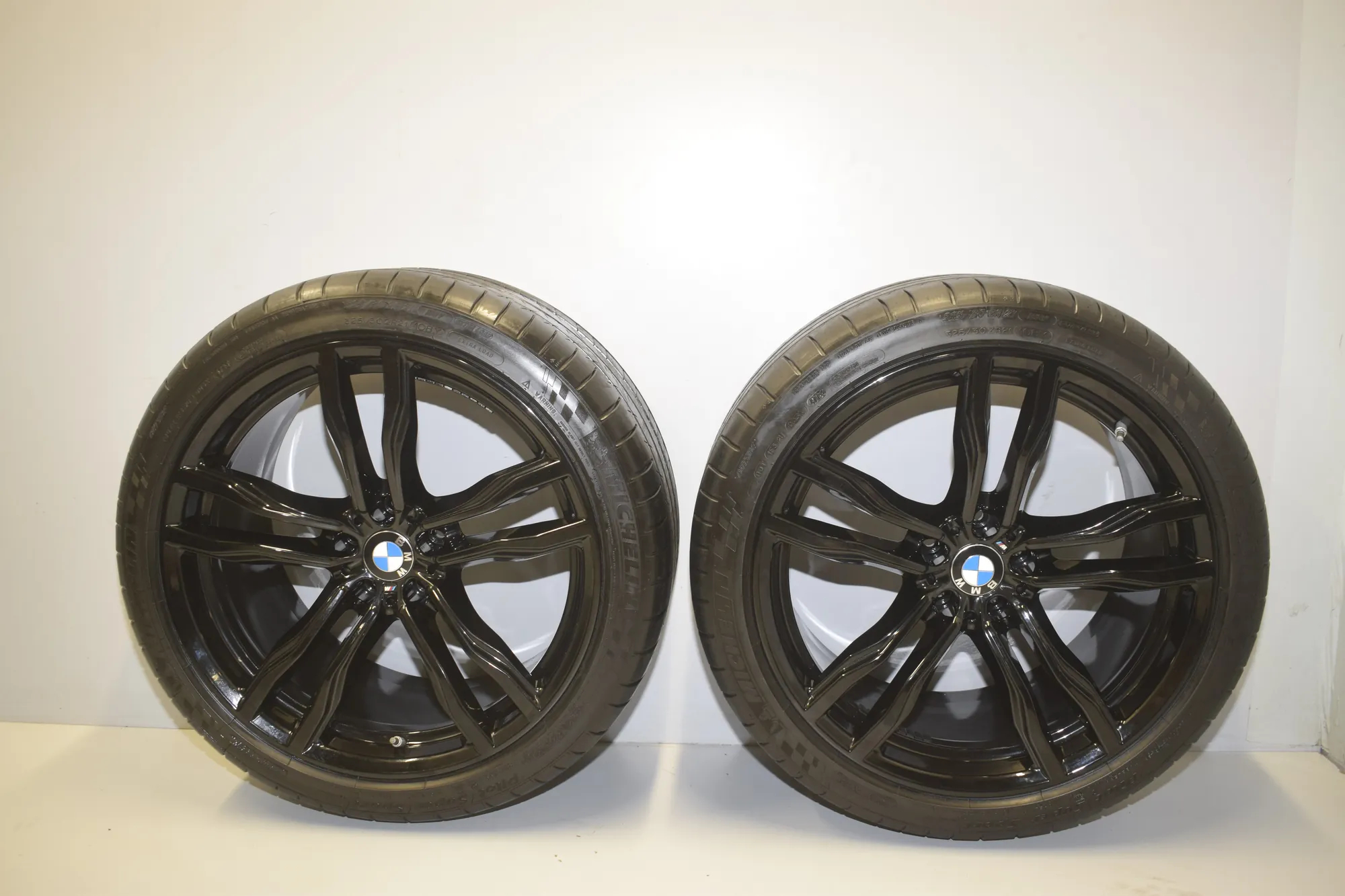 Alloy Wheel Set – OEM 8073981 · BMW X6 (F16, F86) M 2017 – 11