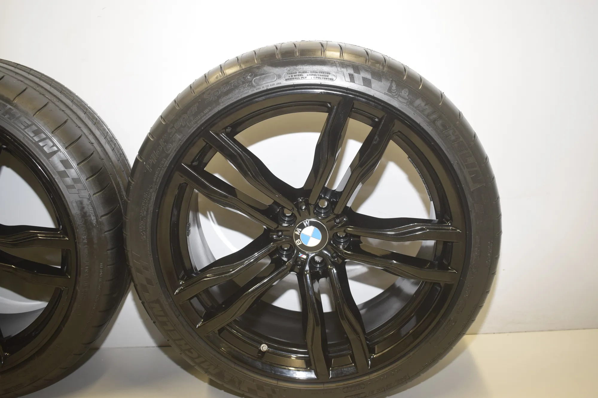 Alloy Wheel Set – OEM 8073981 · BMW X6 (F16, F86) M 2017 – 19