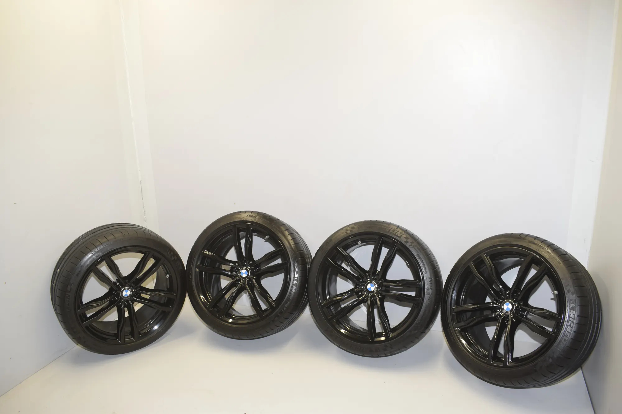 Alloy Wheel Set – OEM 8073981 · BMW X6 (F16, F86) M 2017 – 5