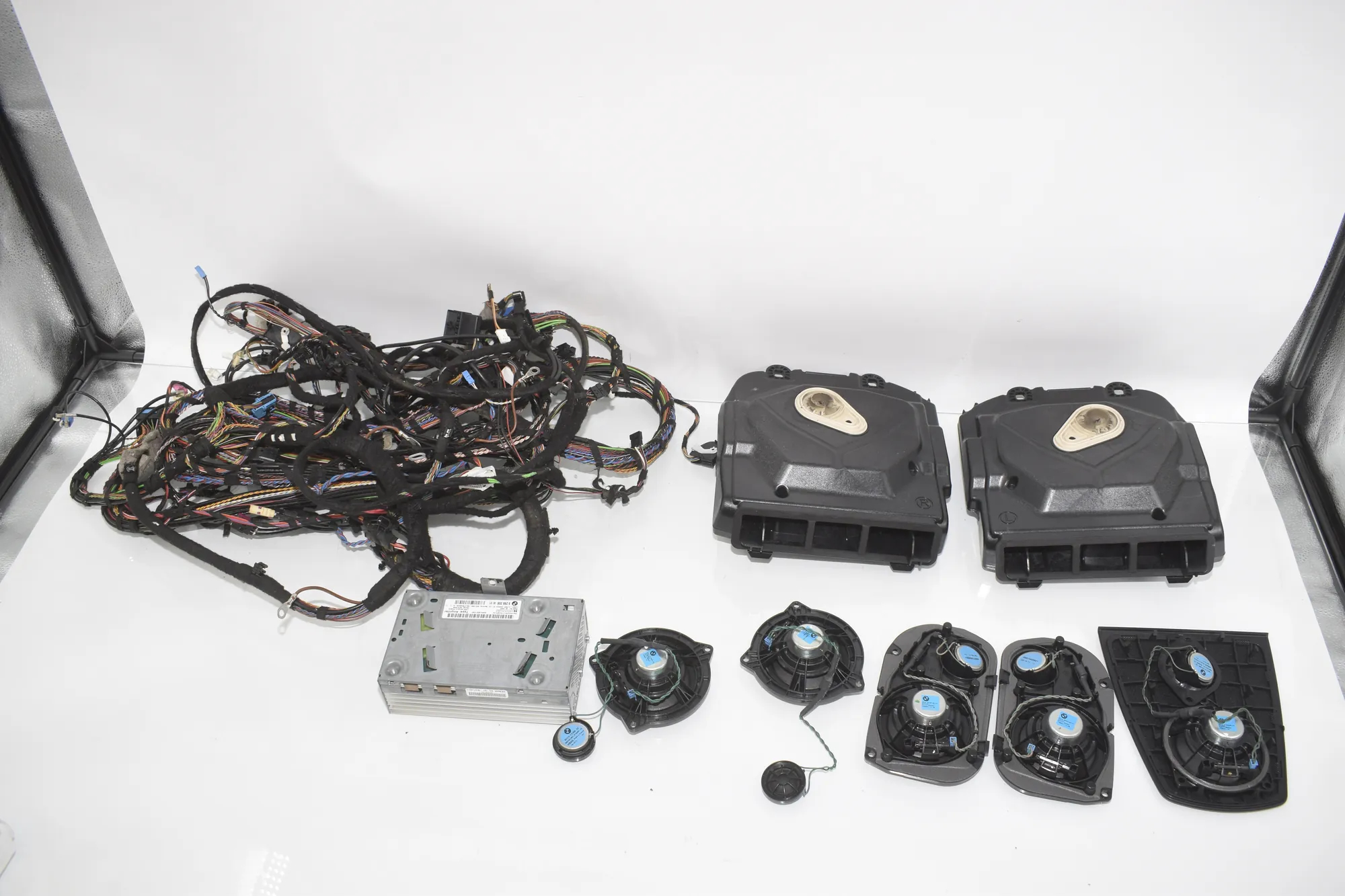 Sound Audio System Set – OEM 9266356 · BMW 5 Touring (F11) 530 d xDrive 2011 – 4