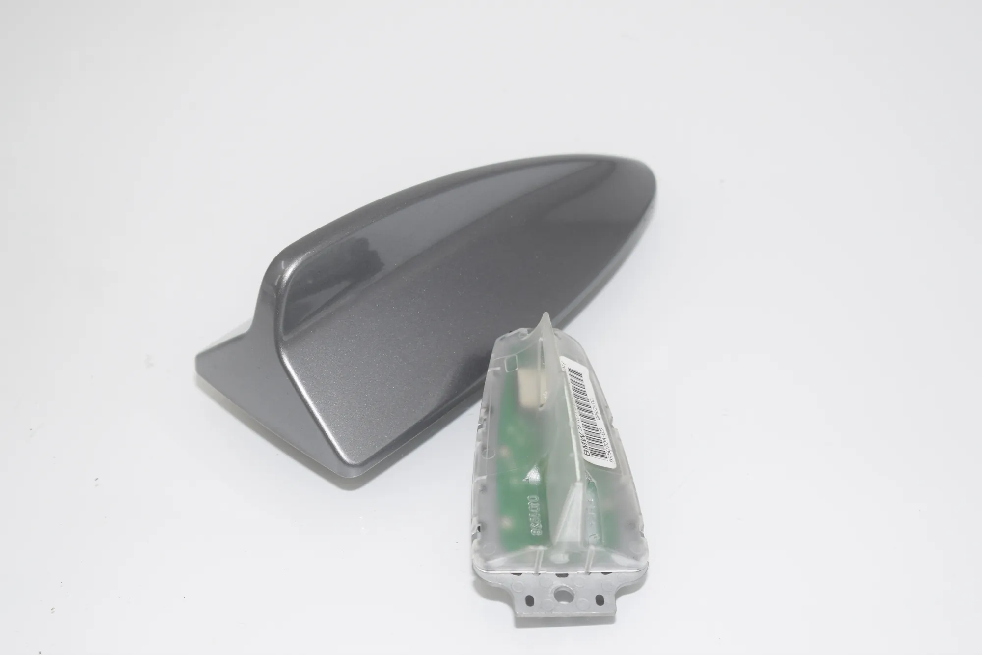 Antenna Trim – OEM 6950704 · BMW 5 Touring (F11) 530 d xDrive 2011 – 3