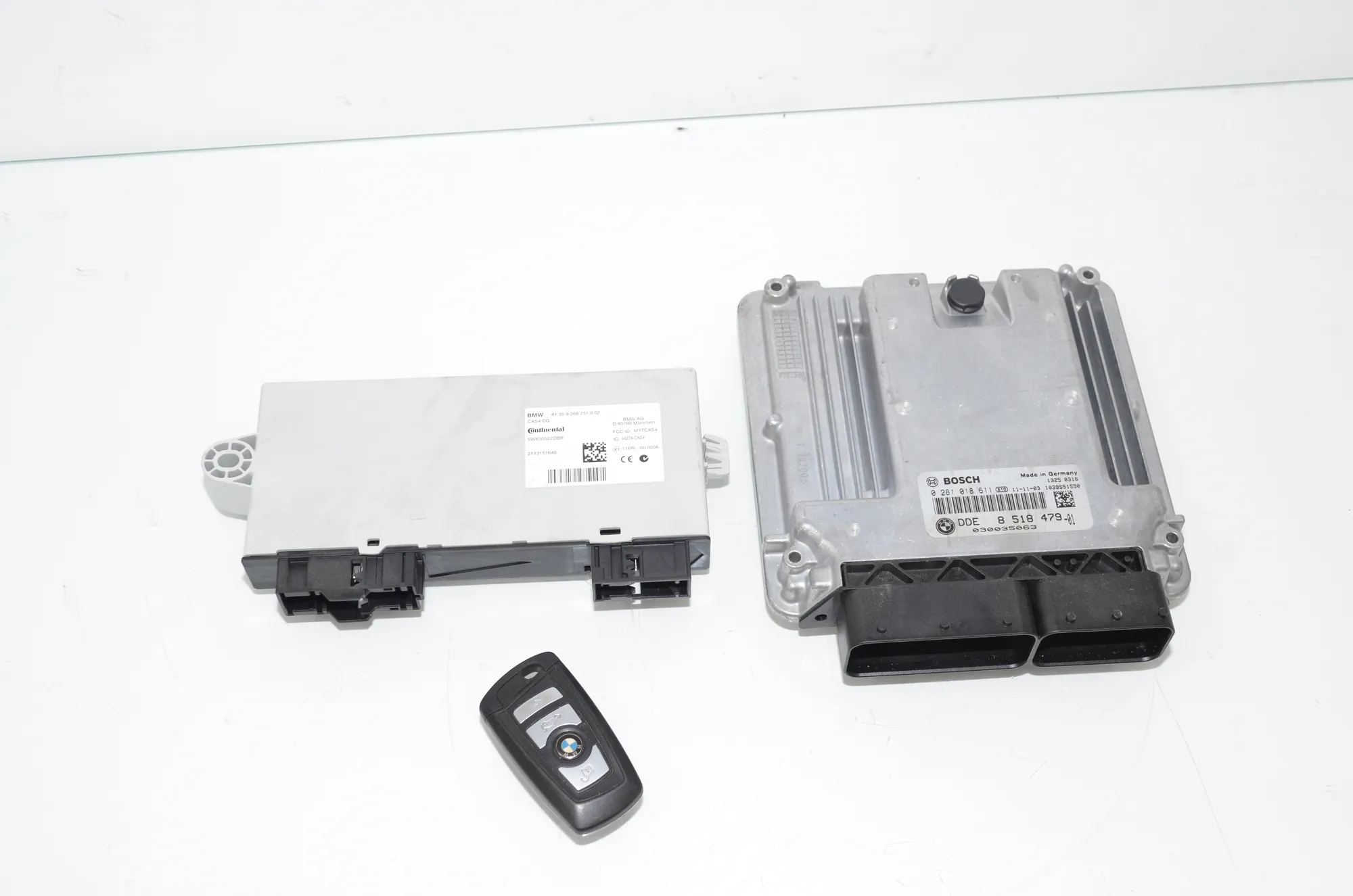 Engine Ignition ECU Set – OEM 9268751 · BMW 5 Touring (F11) 530 d xDrive 2011