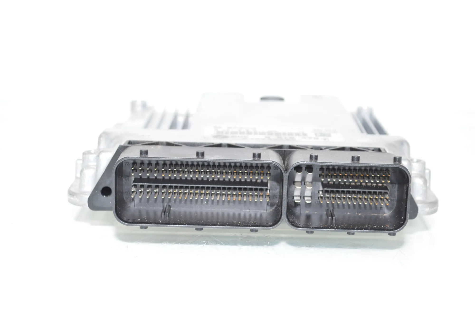 Engine Ignition ECU Set – OEM 9268751 · BMW 5 Touring (F11) 530 d xDrive 2011 – 8