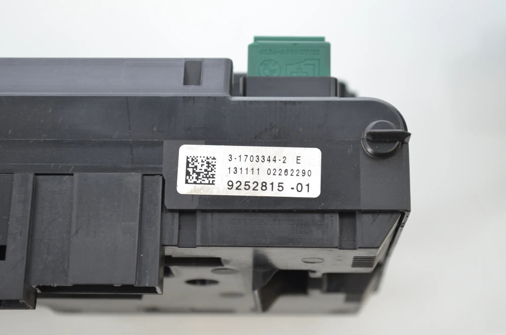 Fuse Box – OEM 9252813 · BMW 5 Touring (F11) 530 d xDrive 2011 – 6
