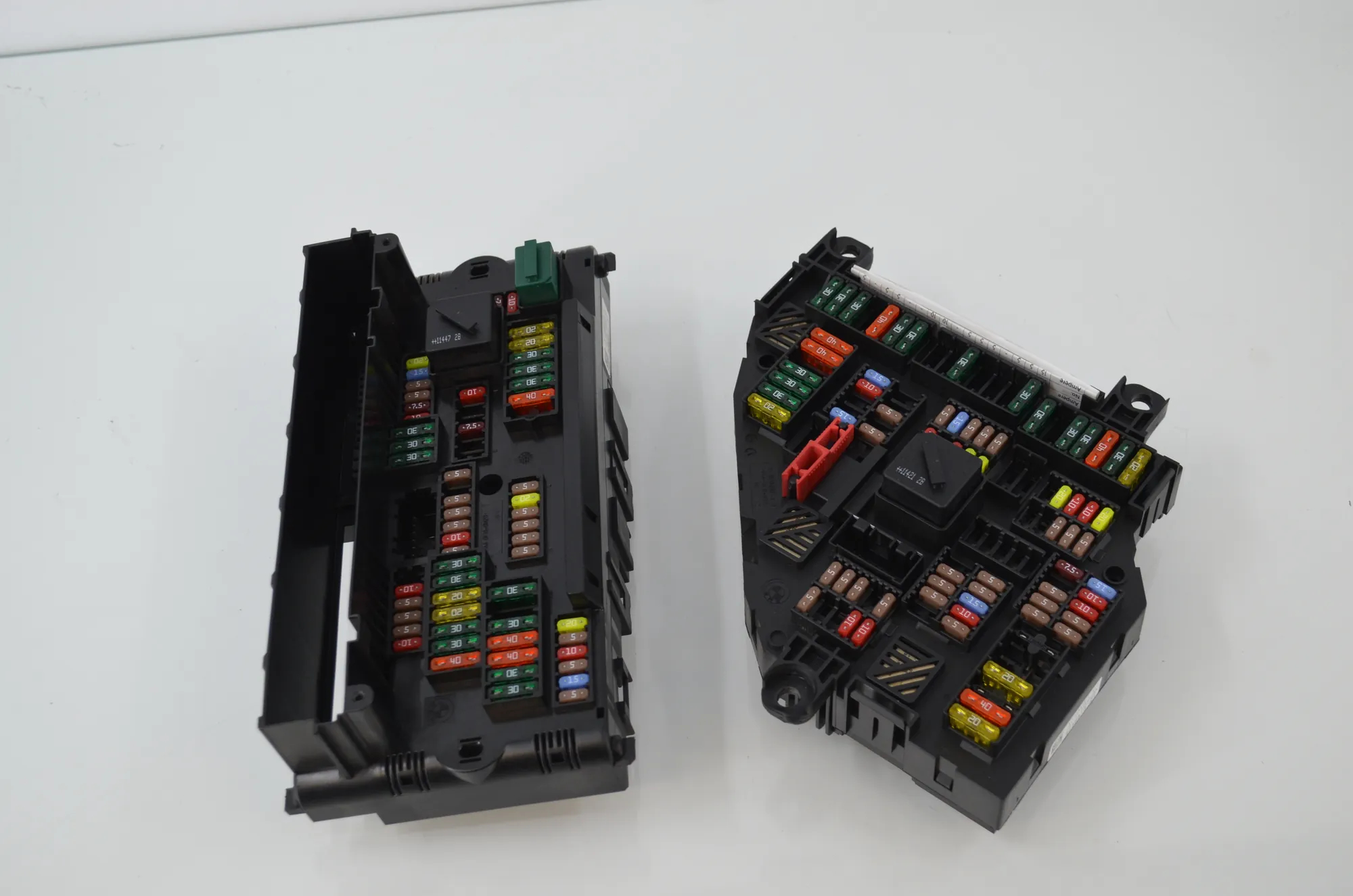 Fuse Box – OEM 9252813 · BMW 5 Touring (F11) 530 d xDrive 2011