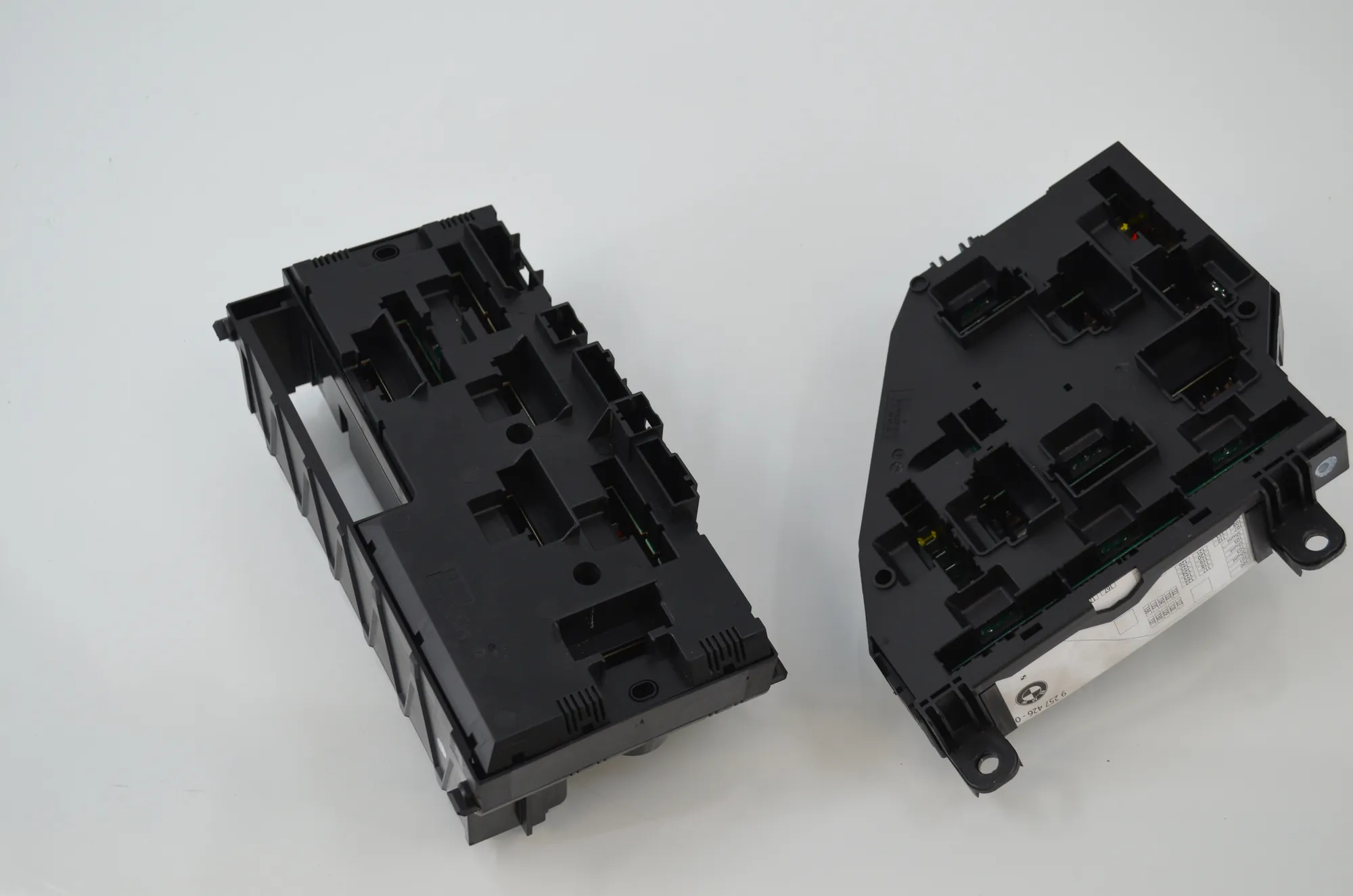 Fuse Box – OEM 9252813 · BMW 5 Touring (F11) 530 d xDrive 2011 – 4