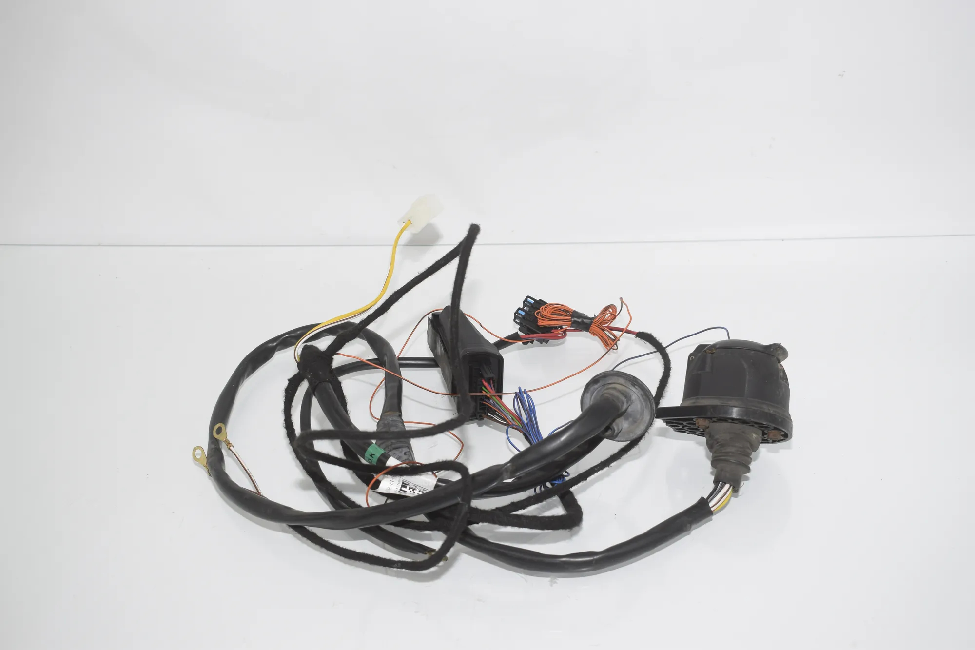 Other Wiring Loom – OEM 000 · BMW 5 Touring (F11) 530 d xDrive 2011 – 2