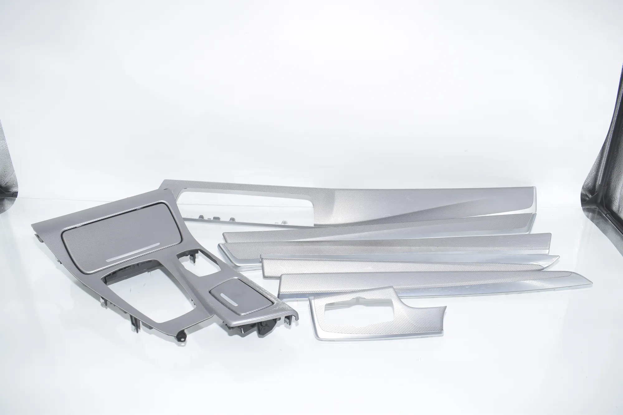 Interior Trim Strips Kit – OEM 9256131 · BMW 5 Touring (F11) 530 d xDrive 2011