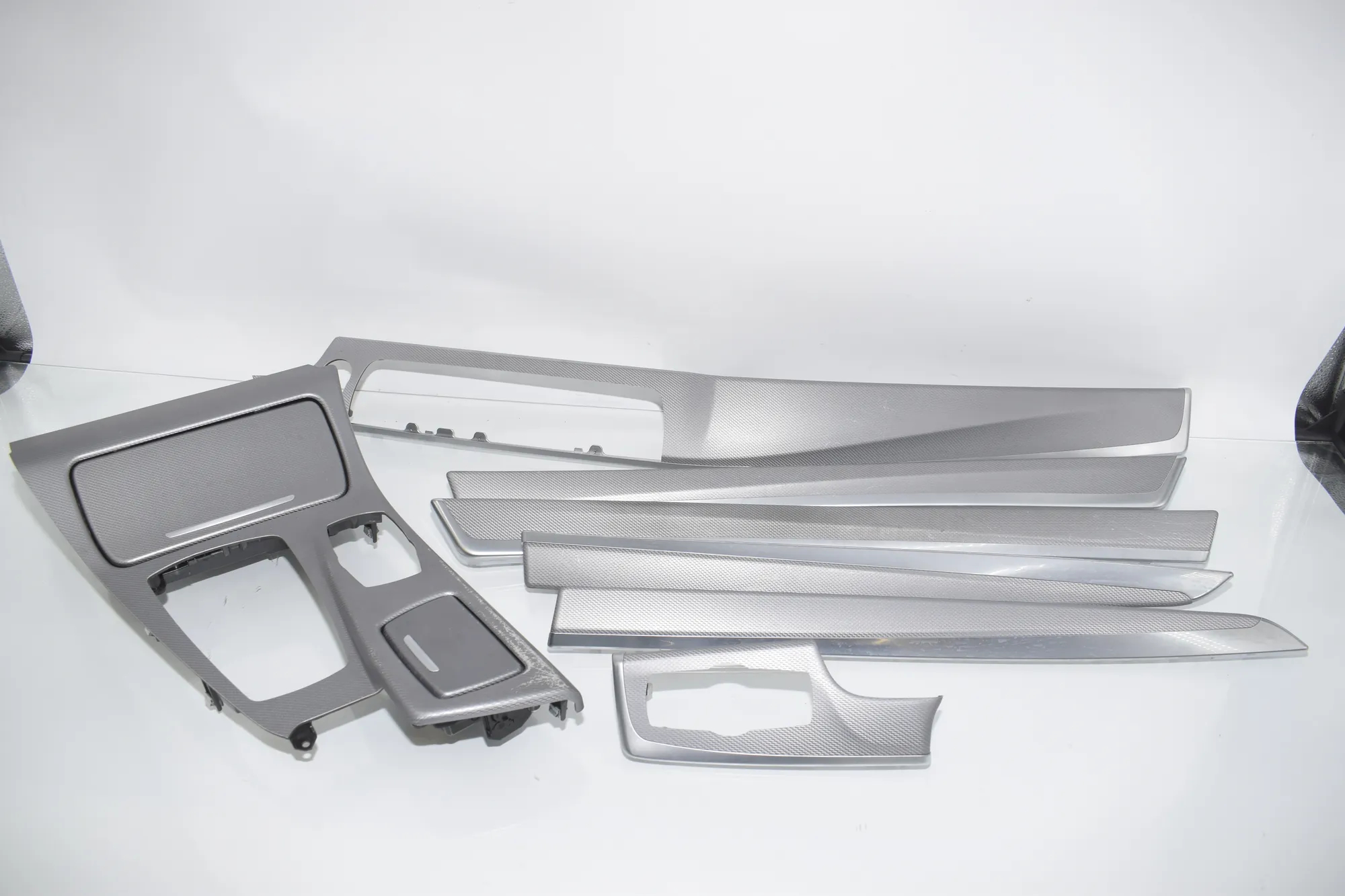 Interior Trim Strips Kit – OEM 9256131 · BMW 5 Touring (F11) 530 d xDrive 2011 – 2