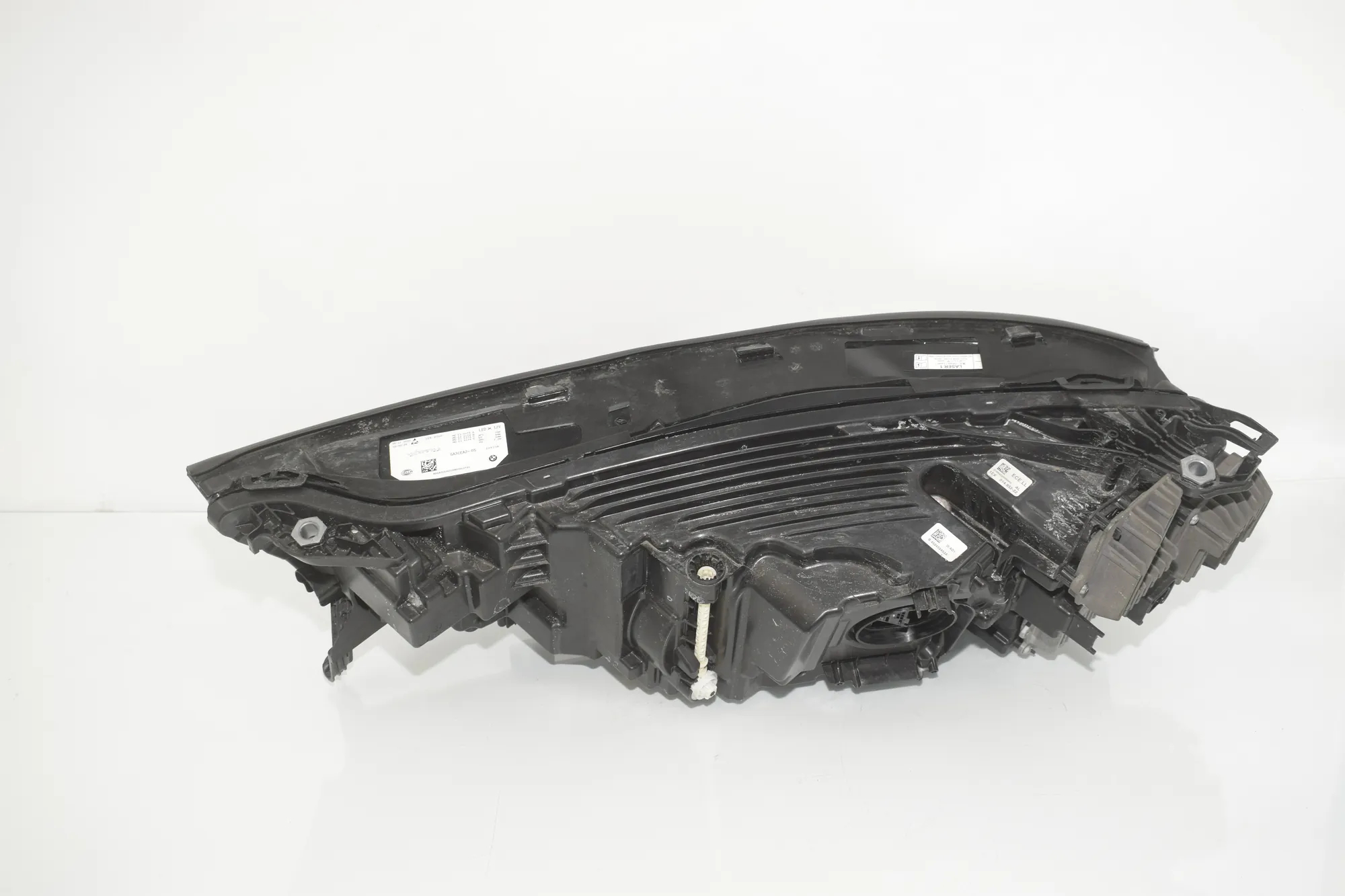 Front Right Headlight – OEM 5A3CEA2 · BMW iX (I20) BMW iX (I20) xDrive 40 2024 – 8