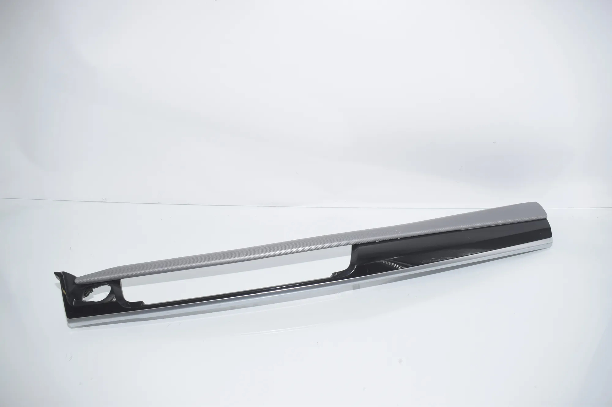 Dashboard Trim – OEM 8058568 · BMW X5 (F15, F85) BMW X5 (F15, F85) sDrive 25 d 2017 – 3