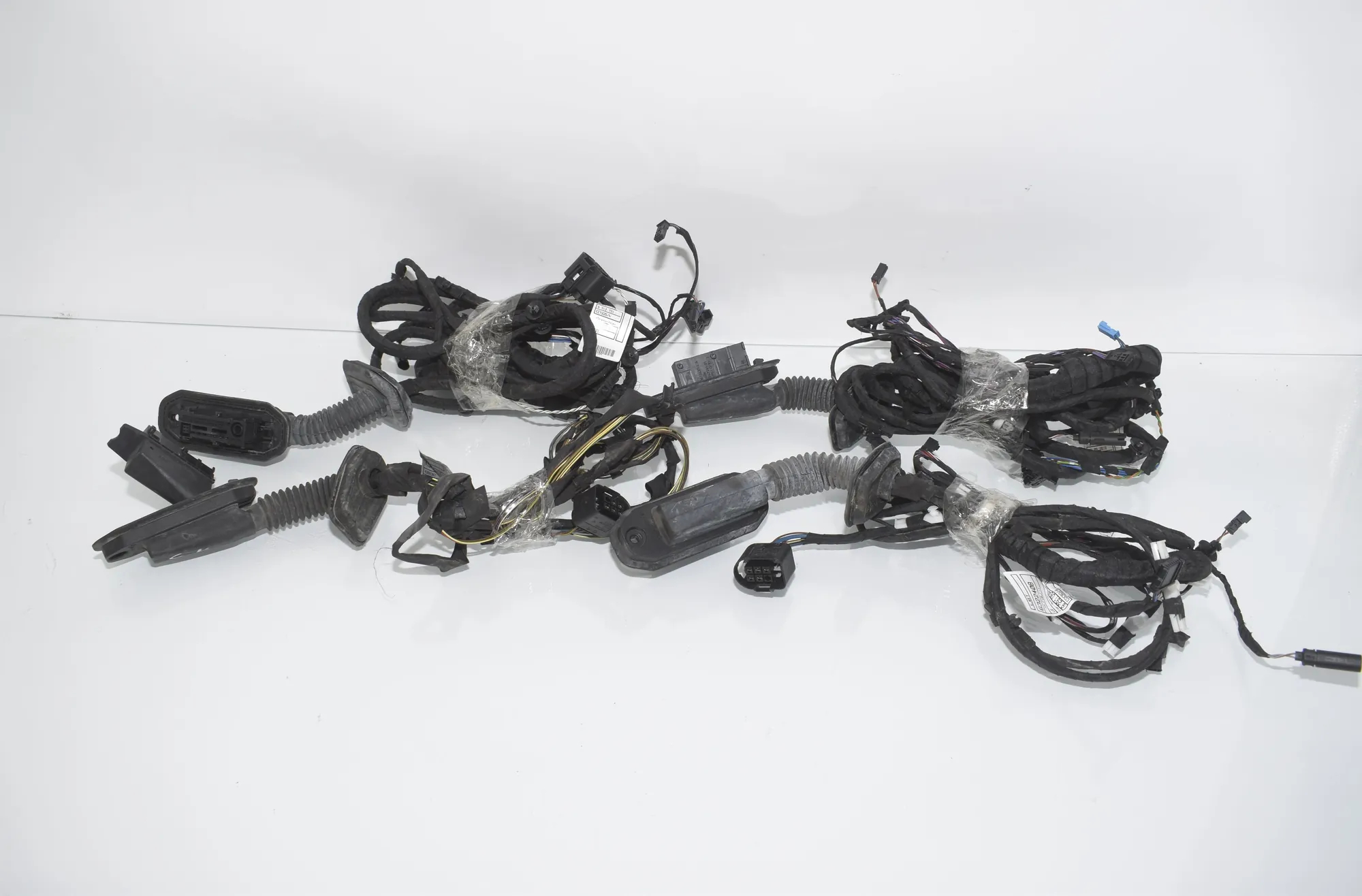 Front Left Door Wiring – OEM 9291064 · BMW 5 (F10) 530 d 2016 – 2