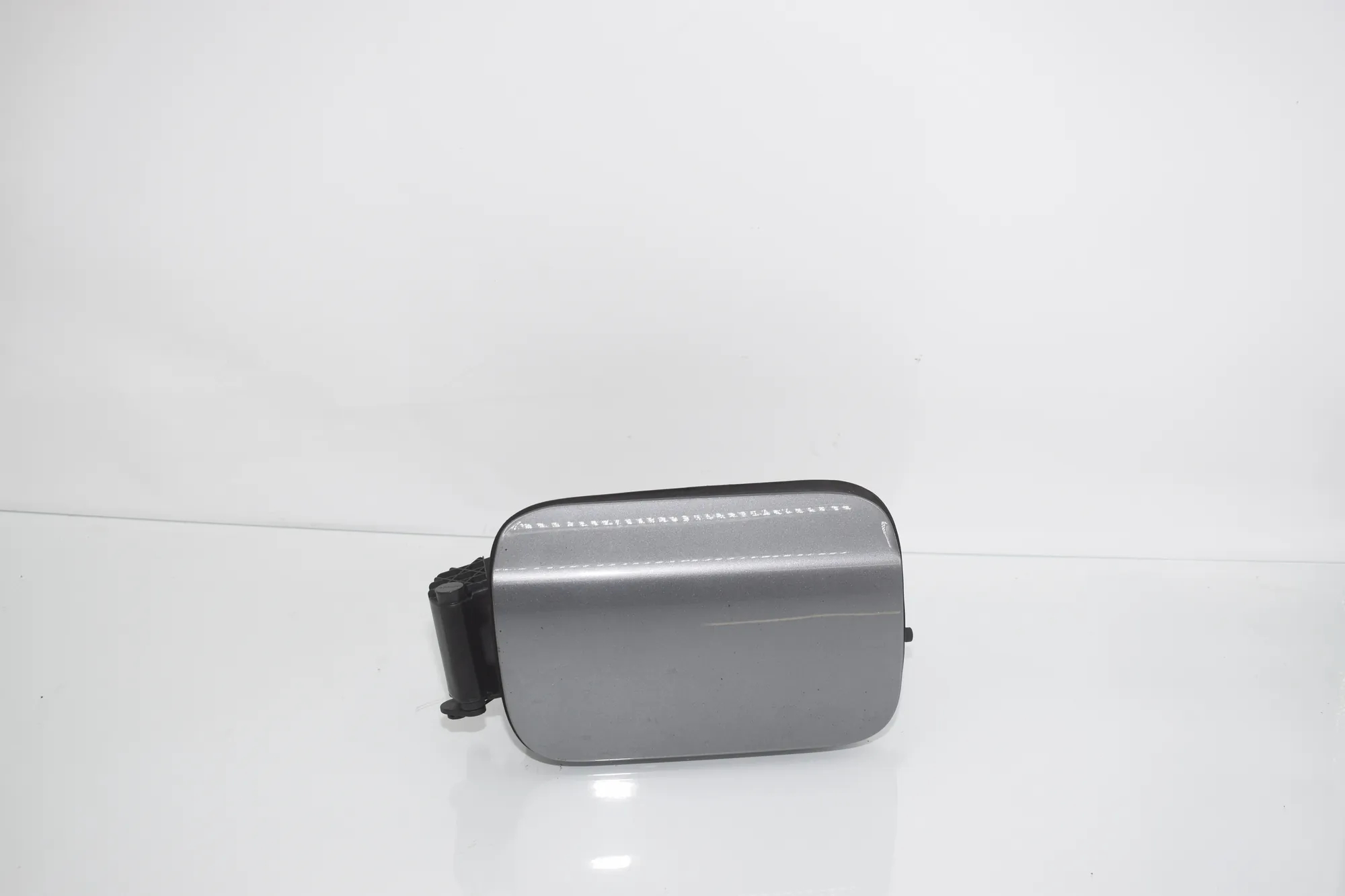 Fuel Tank Flap Cap – OEM 7204365 · BMW 5 (F10) 530 d 2016