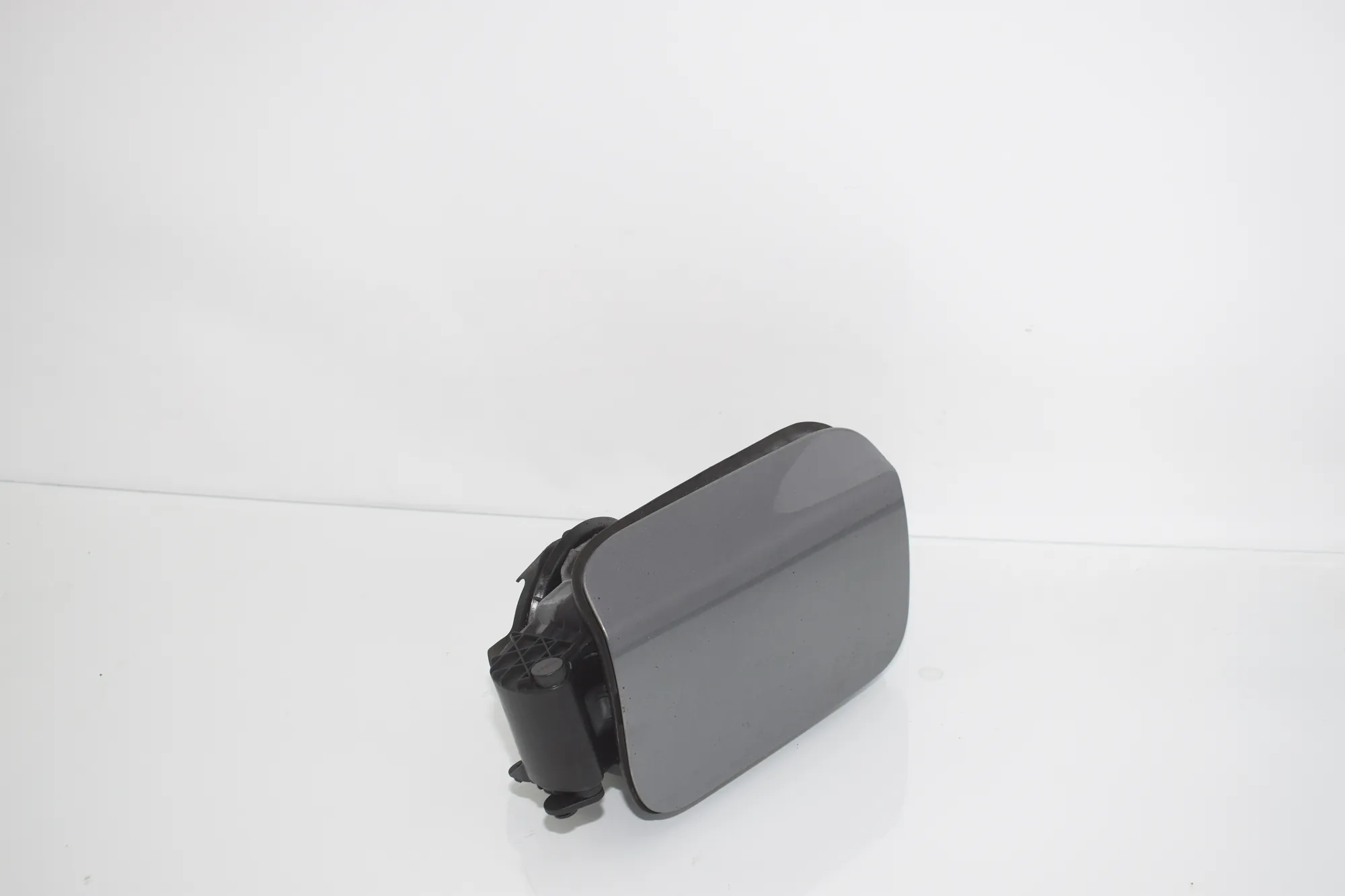 Fuel Tank Flap Cap – OEM 7204365 · BMW 5 (F10) 530 d 2016 – 3