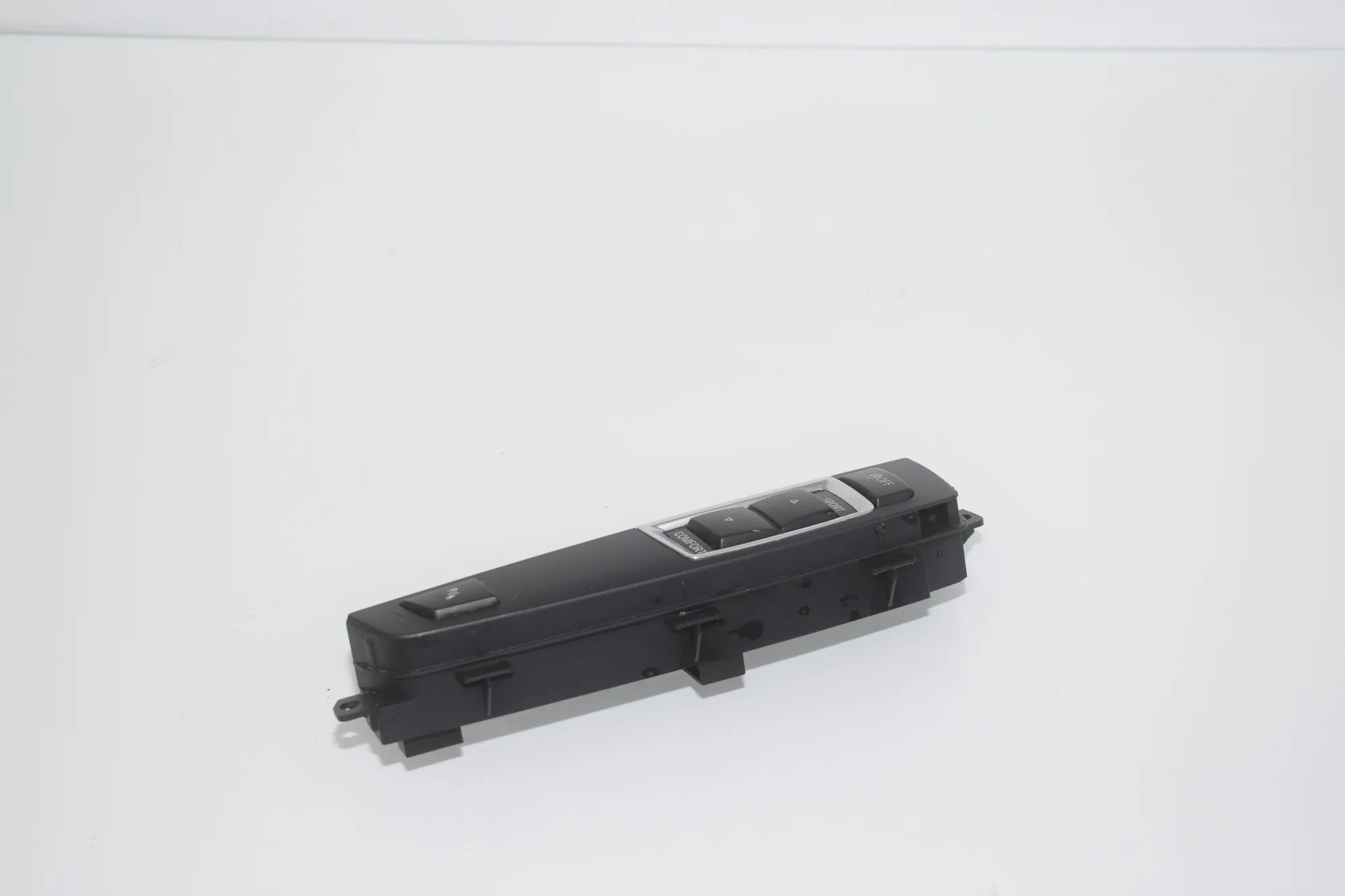 Button Switch Panel – OEM 9267893 · BMW 5 (F10) 530 d 2016 – 2
