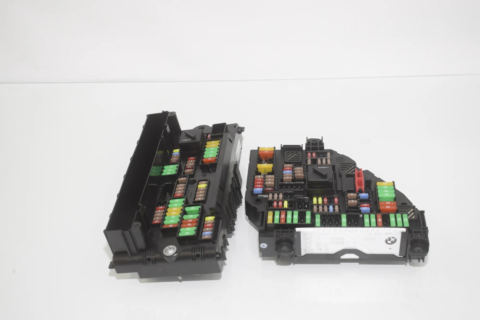 Fuse Box – OEM 9264923 · BMW 5 (F10) 530 d 2016