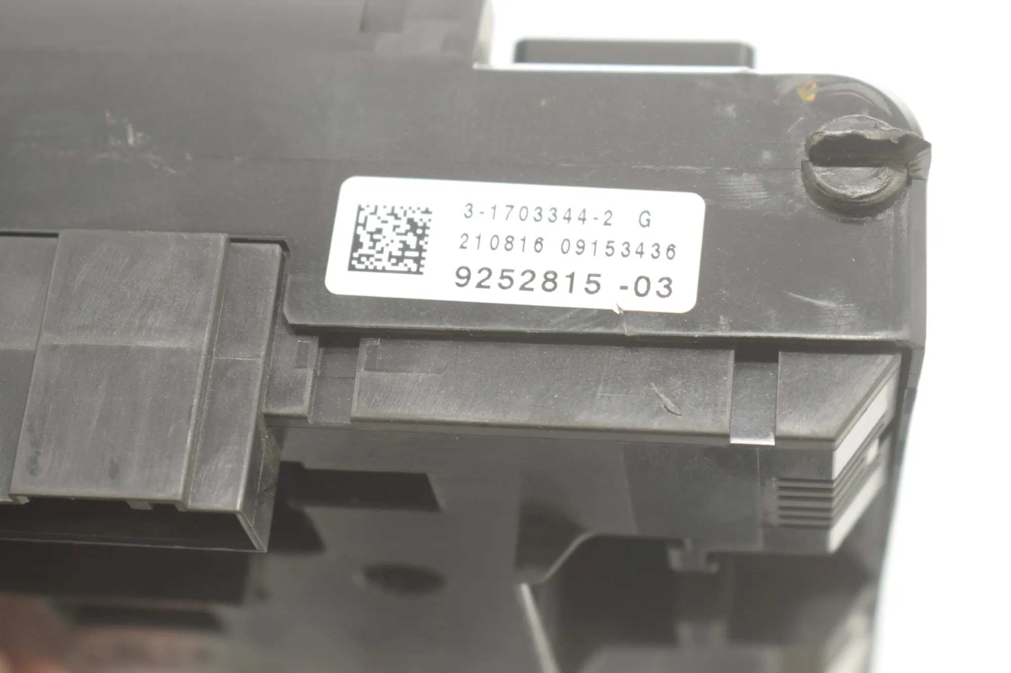 Fuse Box – OEM 9264923 · BMW 5 (F10) 530 d 2016 – 5