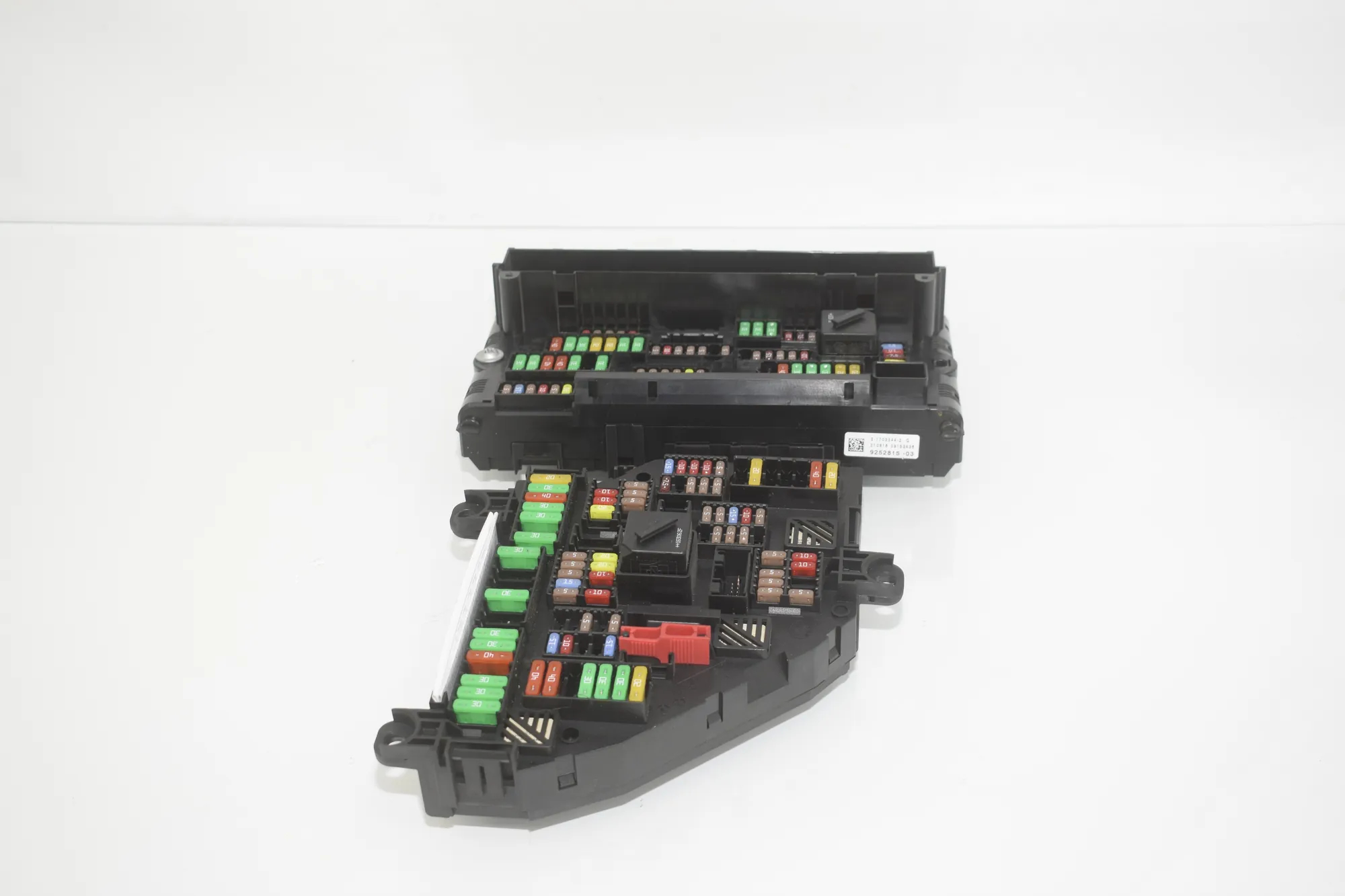 Fuse Box – OEM 9264923 · BMW 5 (F10) 530 d 2016 – 2