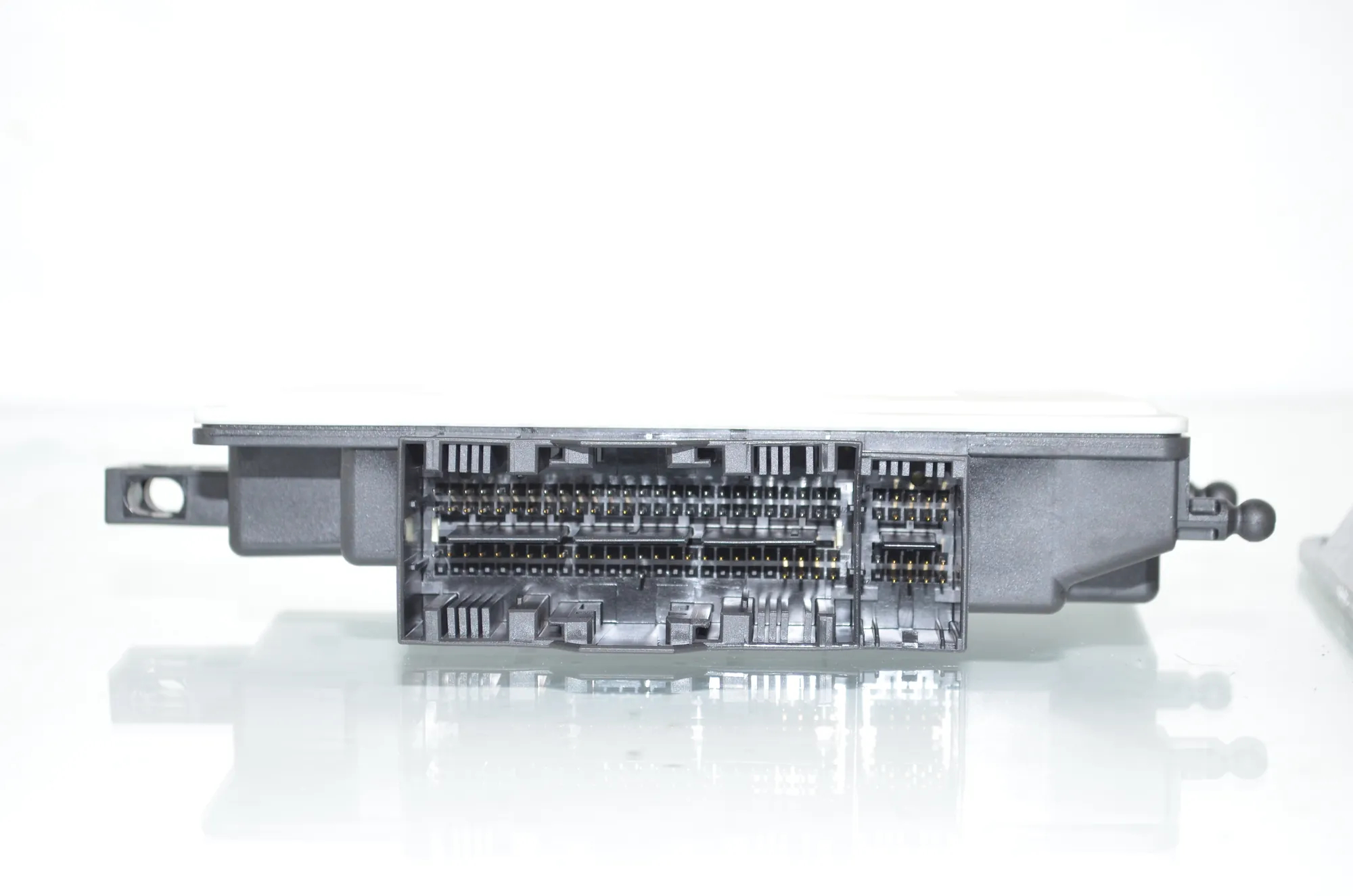 SRS Control Unit – OEM 6807634 · BMW 5 (F10) 530 d 2016 – 3