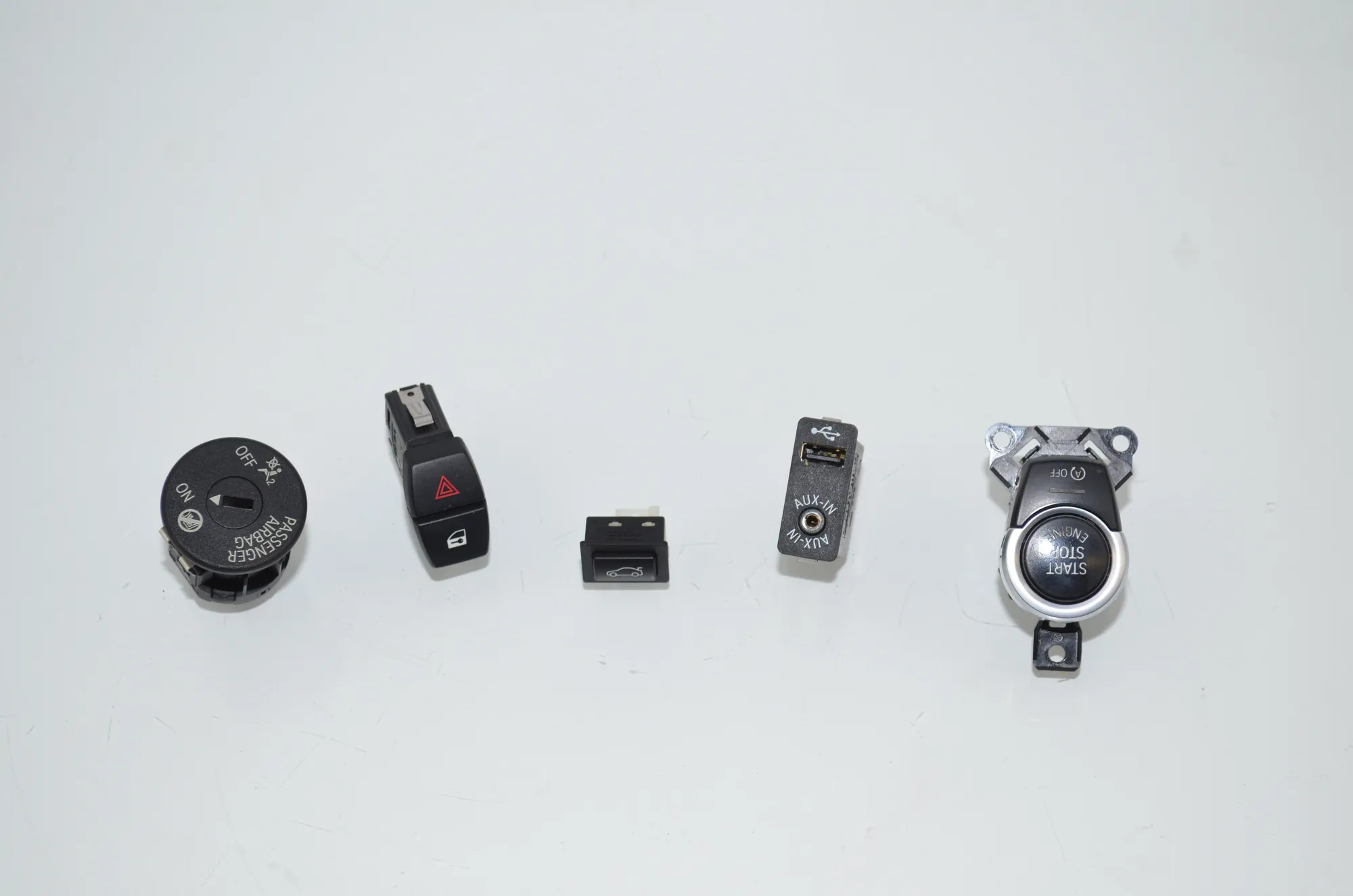 Switches – OEM 9153831 · BMW 5 (F10) 530 d 2016