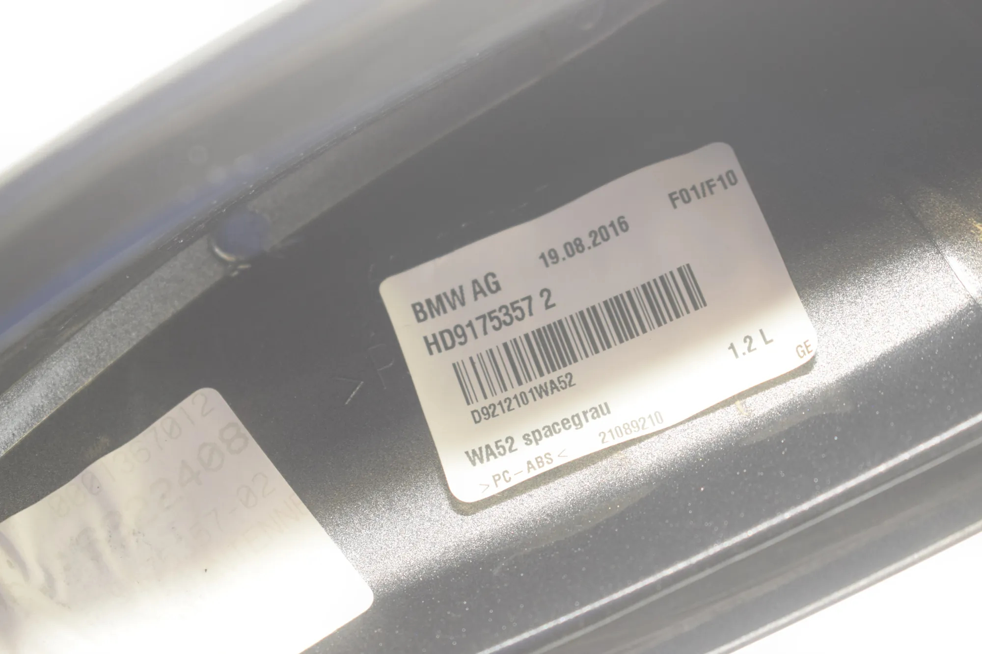 Antenna Trim – OEM 9175357 · BMW 5 (F10) 530 d 2016 – 3