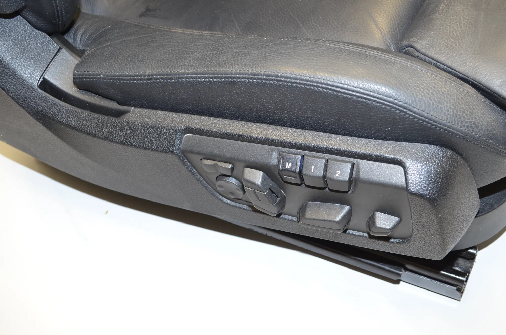 Seat set · BMW 6 Gran Coupe (F06) 640 d 2012 – 12